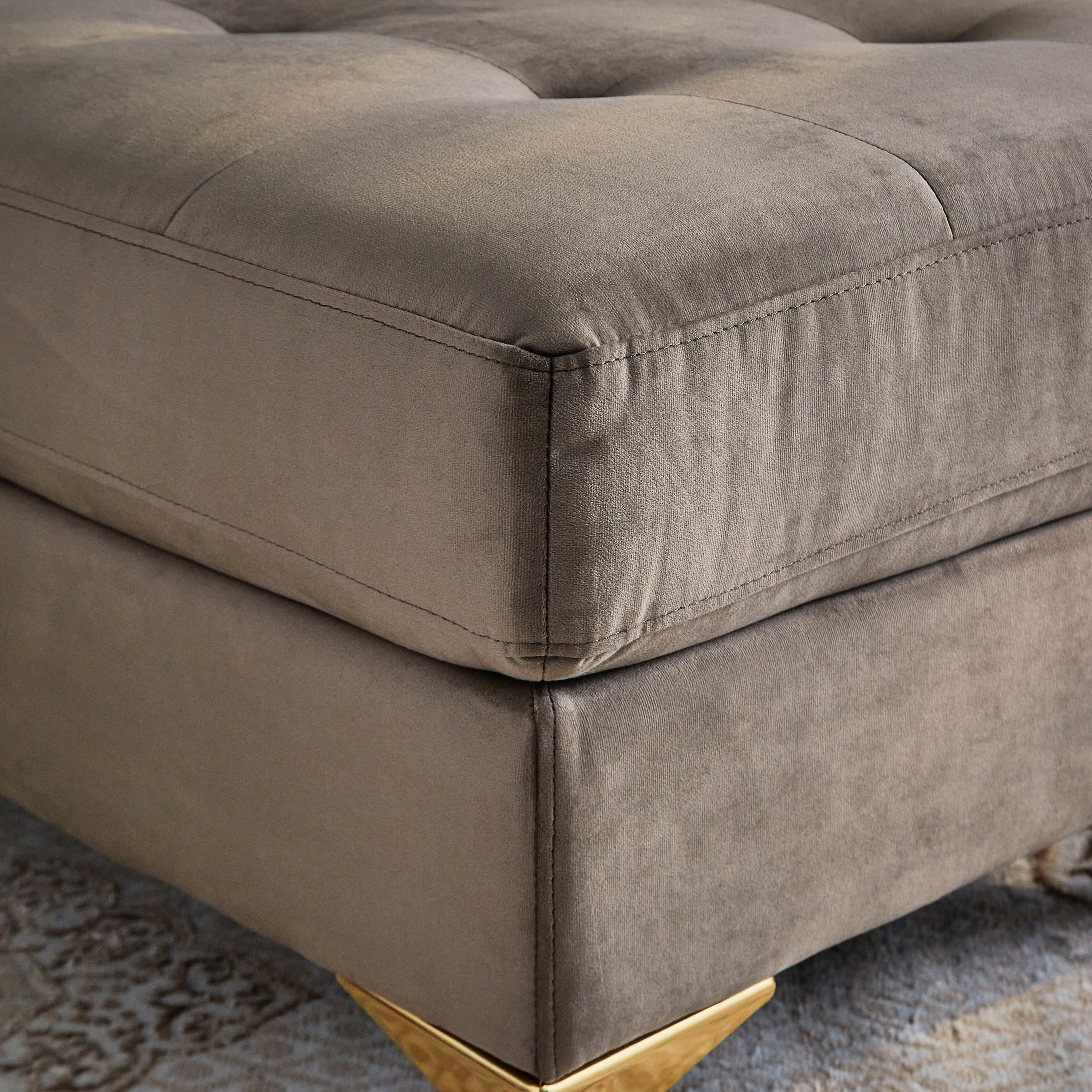 أريكة استرخاء كبيرة مع وسادة من نابلس-hbxlivingroom-sofasandarmchairs-sofas-image-9