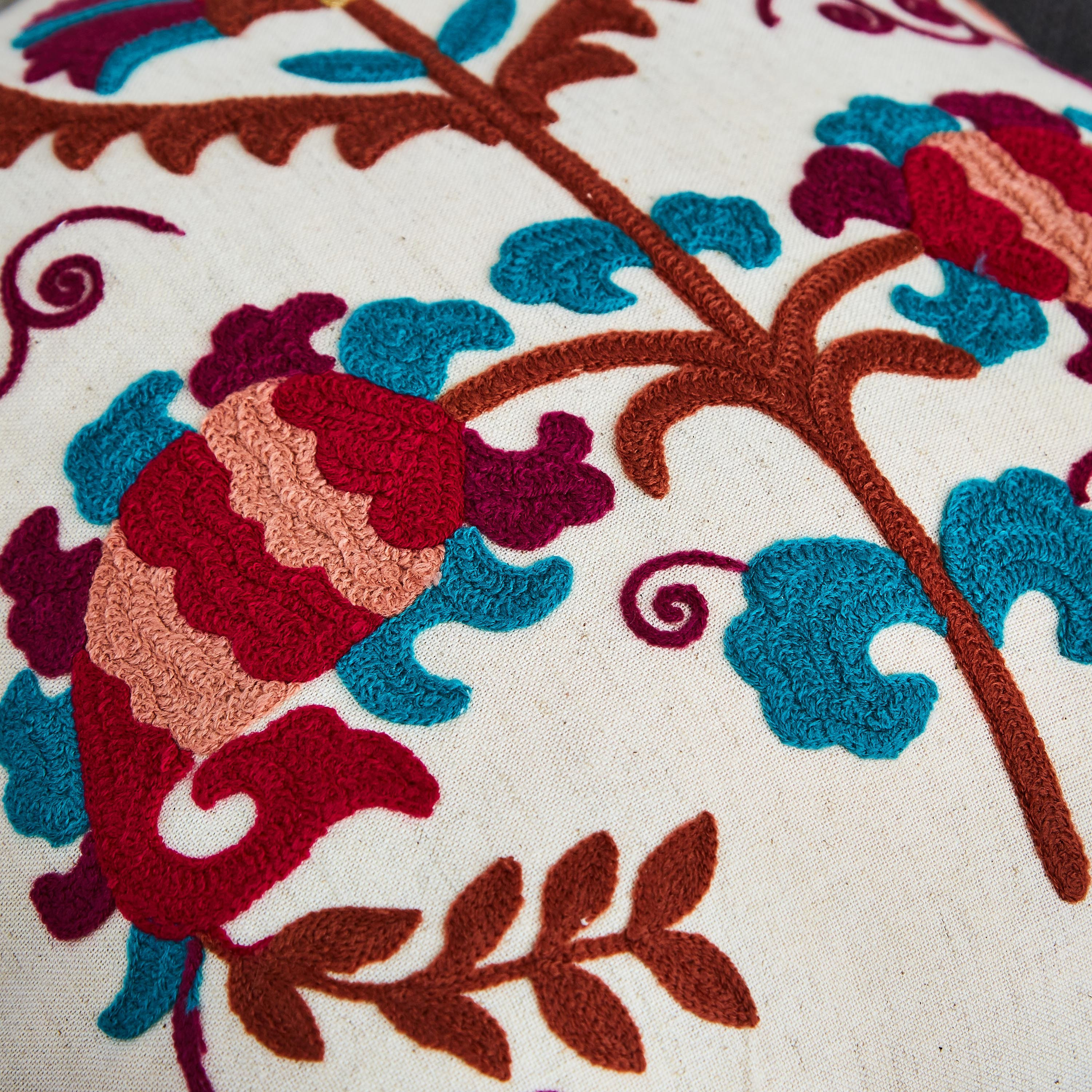 Suzani Zarya Embroidered Filled Cushion - 40x40 cm-hbxlivingroom-furnishings-cushionsandcovers-filledcushions-image-2