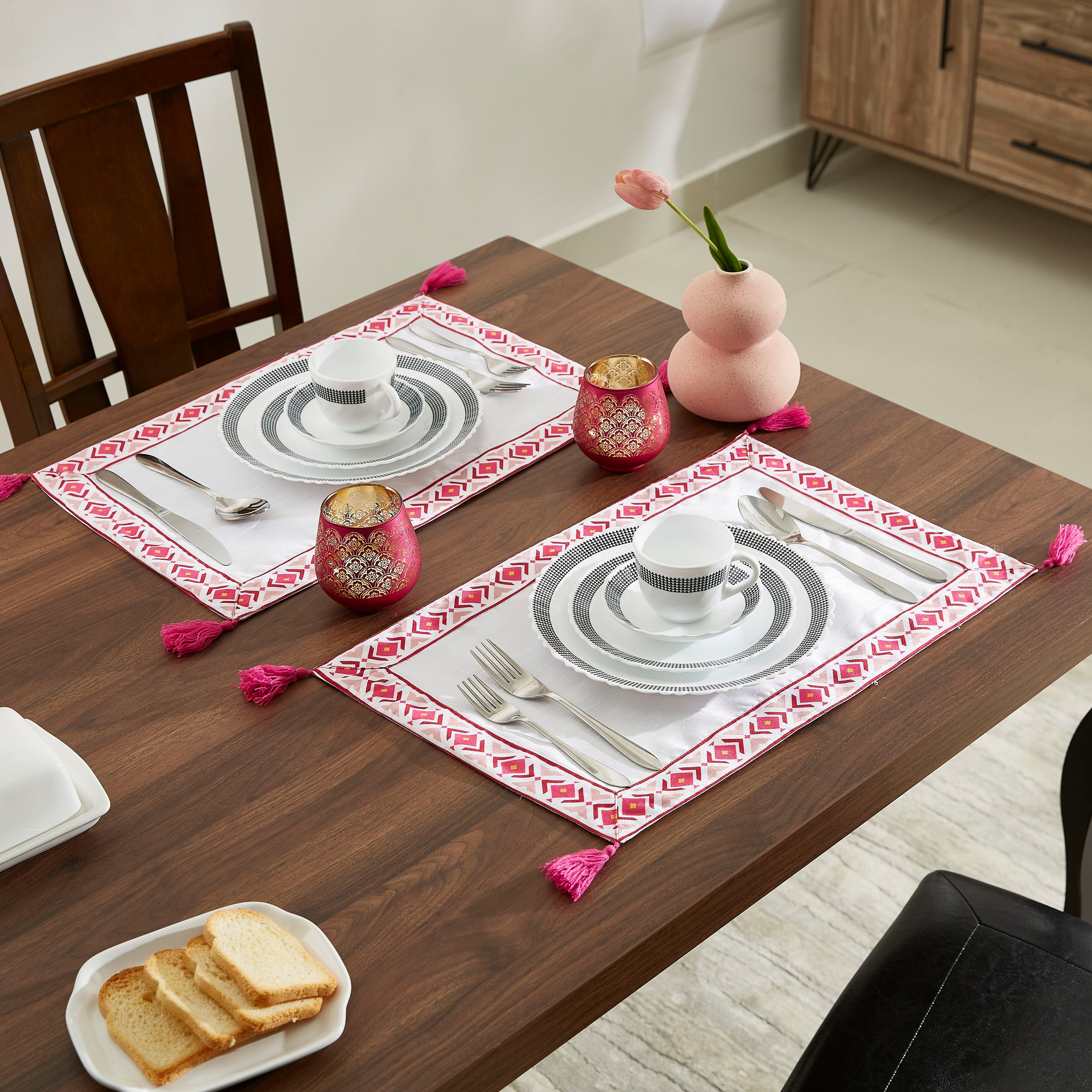 لبادة صحون بطبعات بوهو من ماجيستيك - طقم من قطعتين-hbxdecorandfurnishings-homefurnishings-tablelinens-image-3