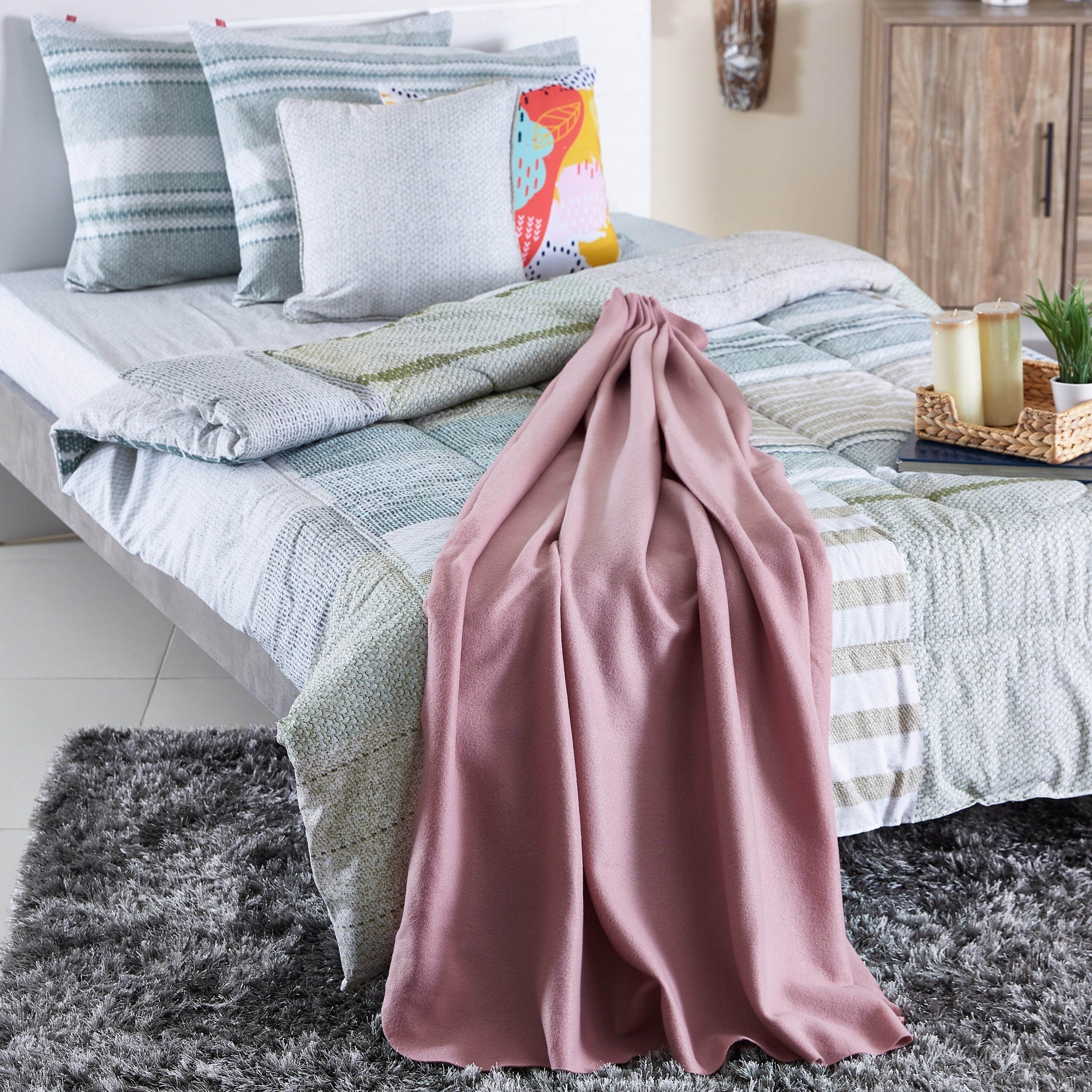 بطانية خفيفة صوف بولار من أتلانتا - 120 × 160 سم-hbxhomeware-hbxbedroom-image-4