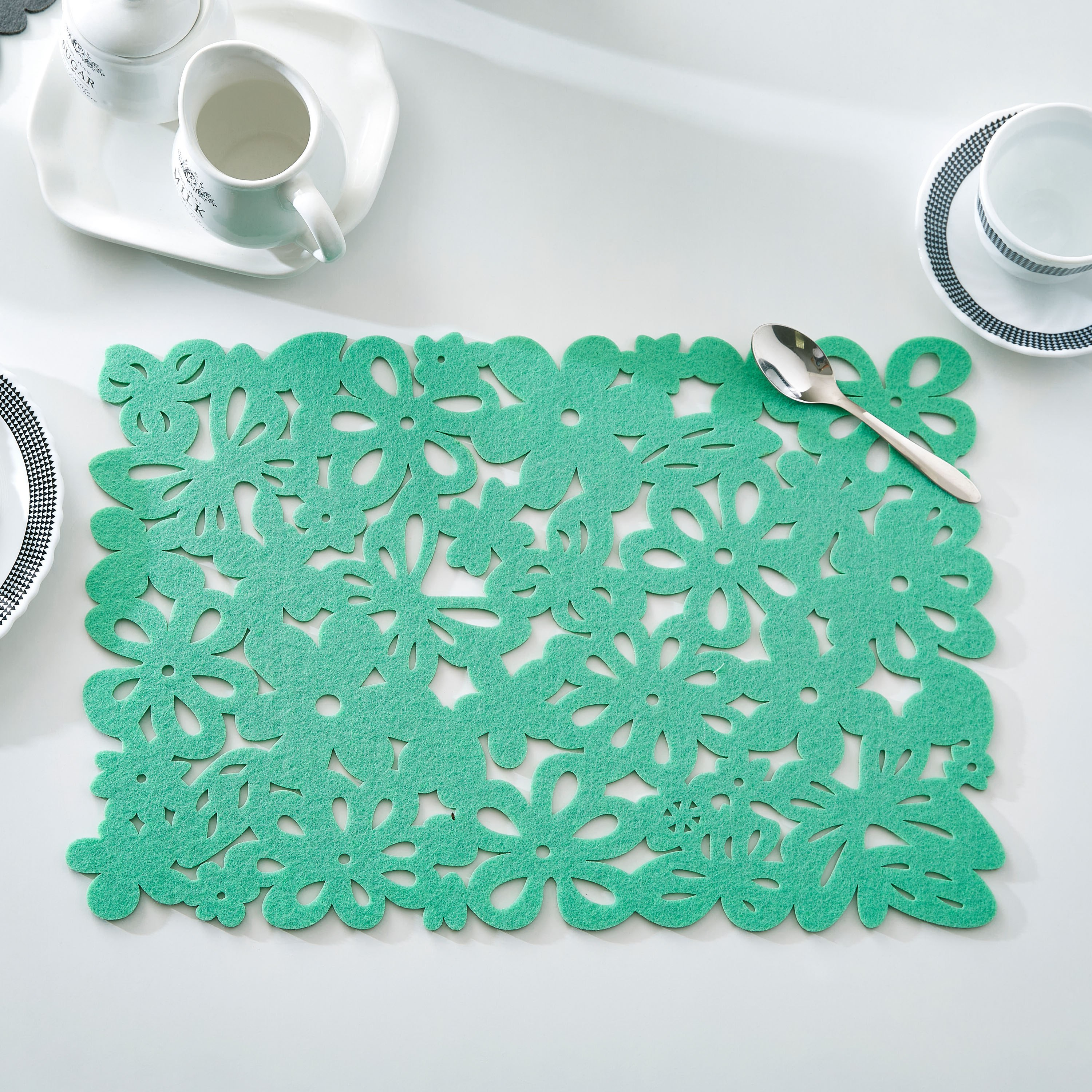 لبادة صحون - بلوم-hbxdecorandfurnishings-homefurnishings-tablelinens-image-1
