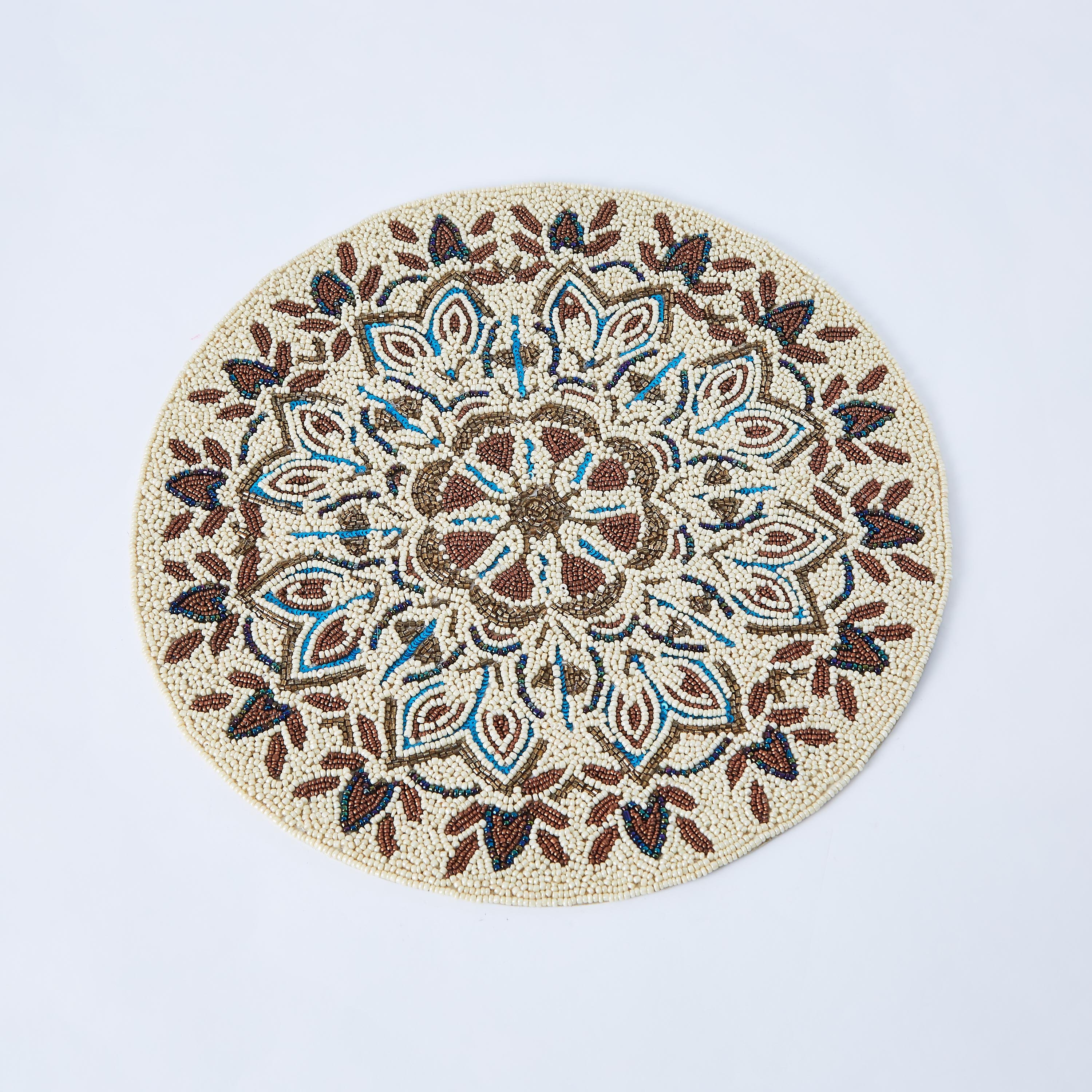 لبادة صحون خرز مستديرة من إليزا-hbxdecorandfurnishings-homefurnishings-tablelinens-image-5