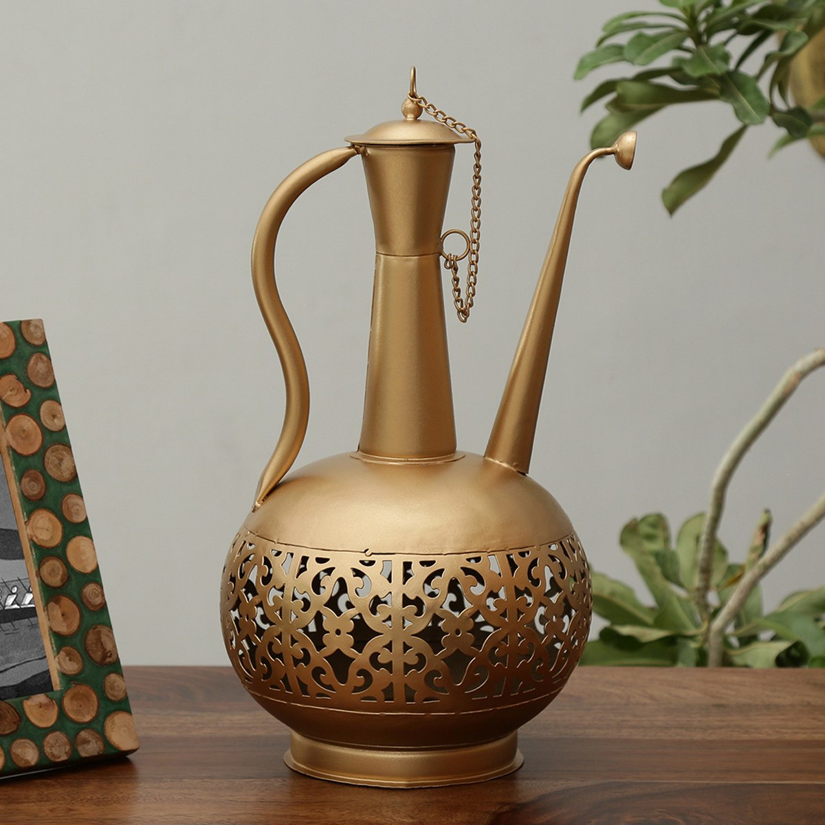 سوراهي معدني من إيبيزا-hbxhomeware-homedecor-figurinesandornaments-image-1