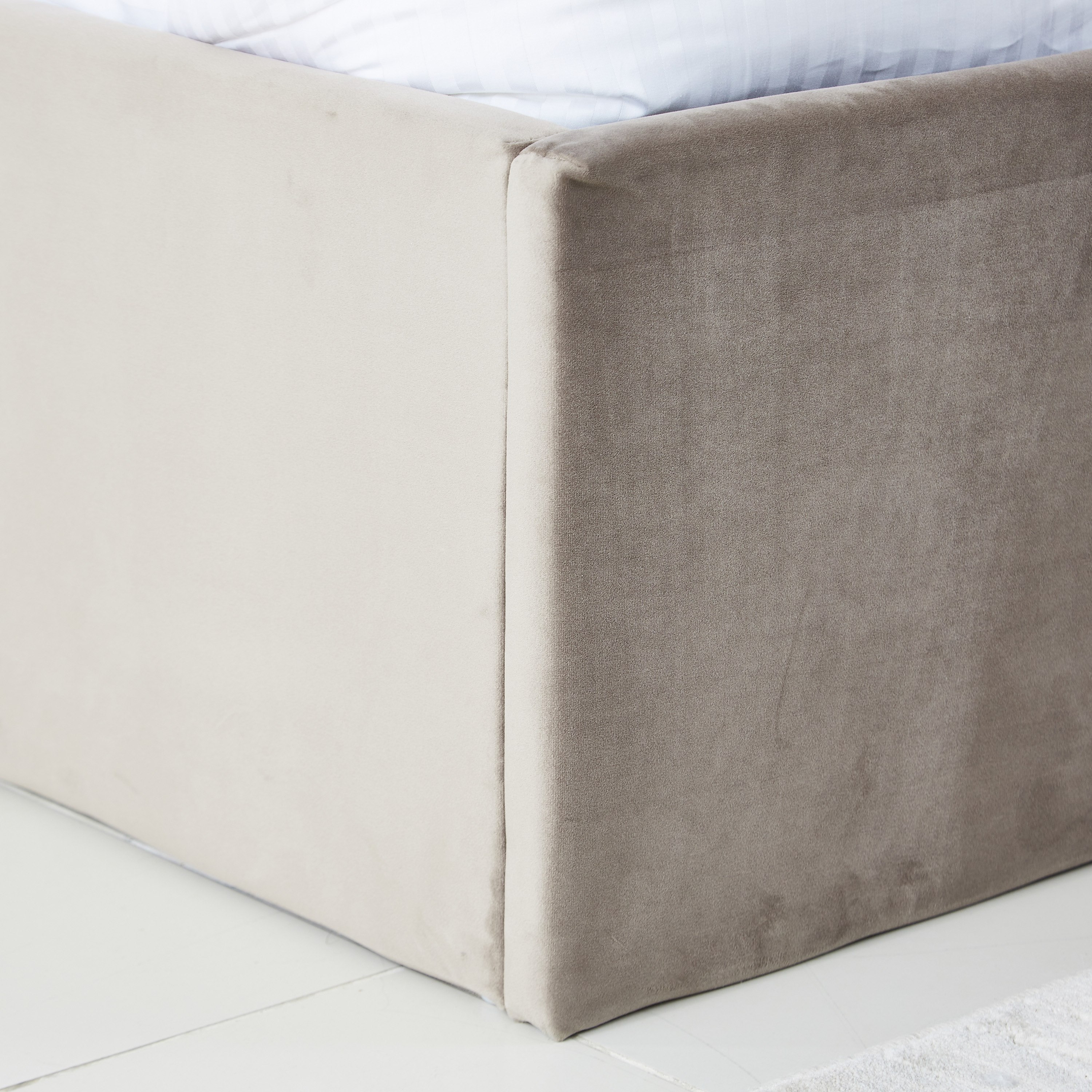 Taylor Hydraulic Storage Upholstered King Base - 180x200 cm-hbxfurniture-bedsandbedsets-beds-image-7