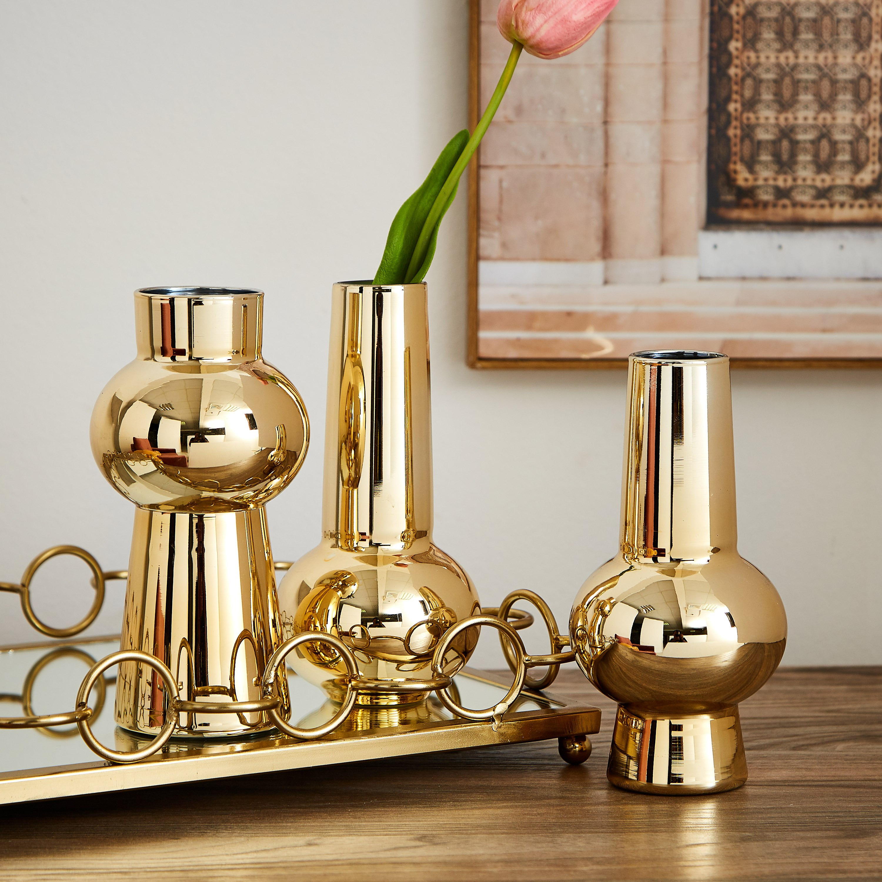 مزهرية زجاج لامعة كروية الشكل من جورجيا - طقم من 3 قطع-hbxbedroom-decorandaccessories-vases-image-1