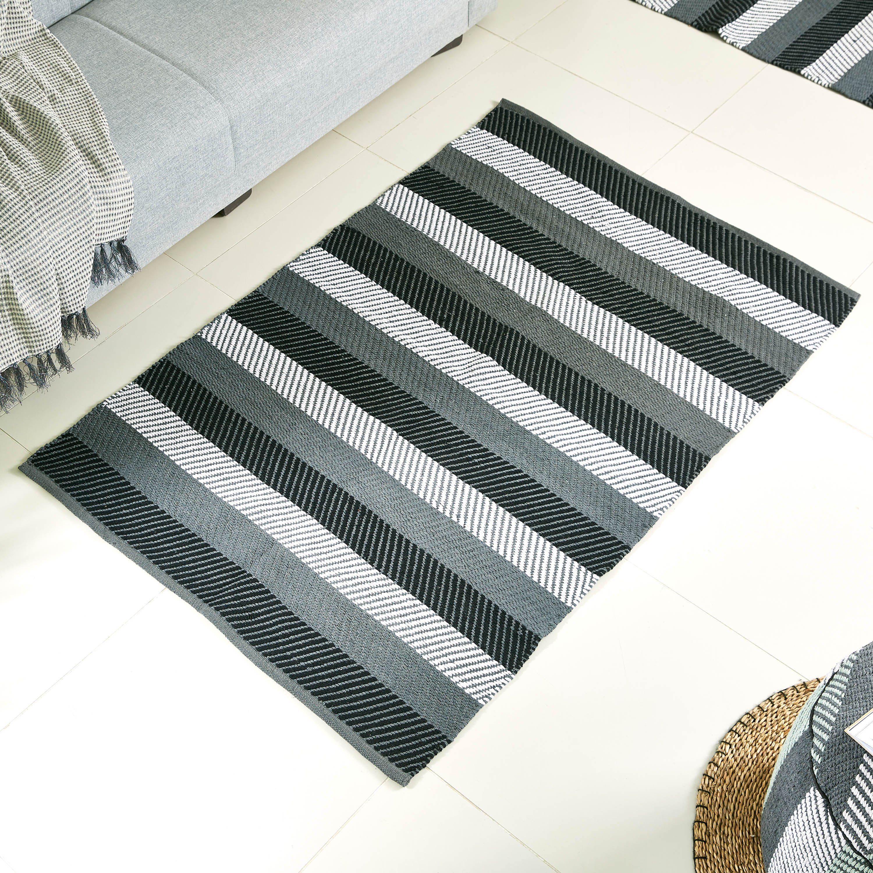 سجادة دوري قطن جاكار من إليزا أدلير - 110x160 سم-hbxdecorandfurnishings-floorcoverings-rugs-image-1