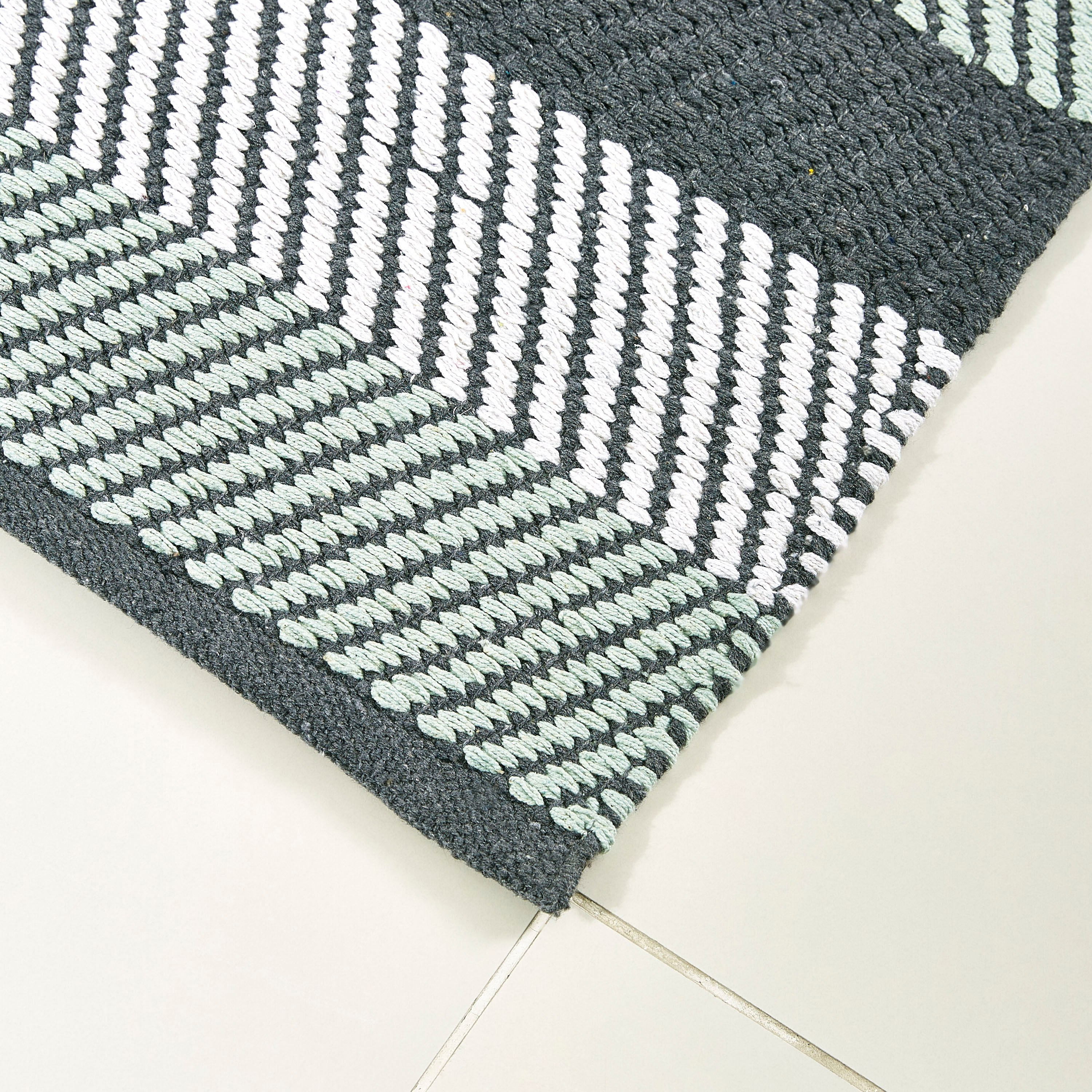 Eliza Adler Cotton Jacquard Dhurrie - 80x150 cm-hbxdecorandfurnishings-floorcoverings-rugs-image-2