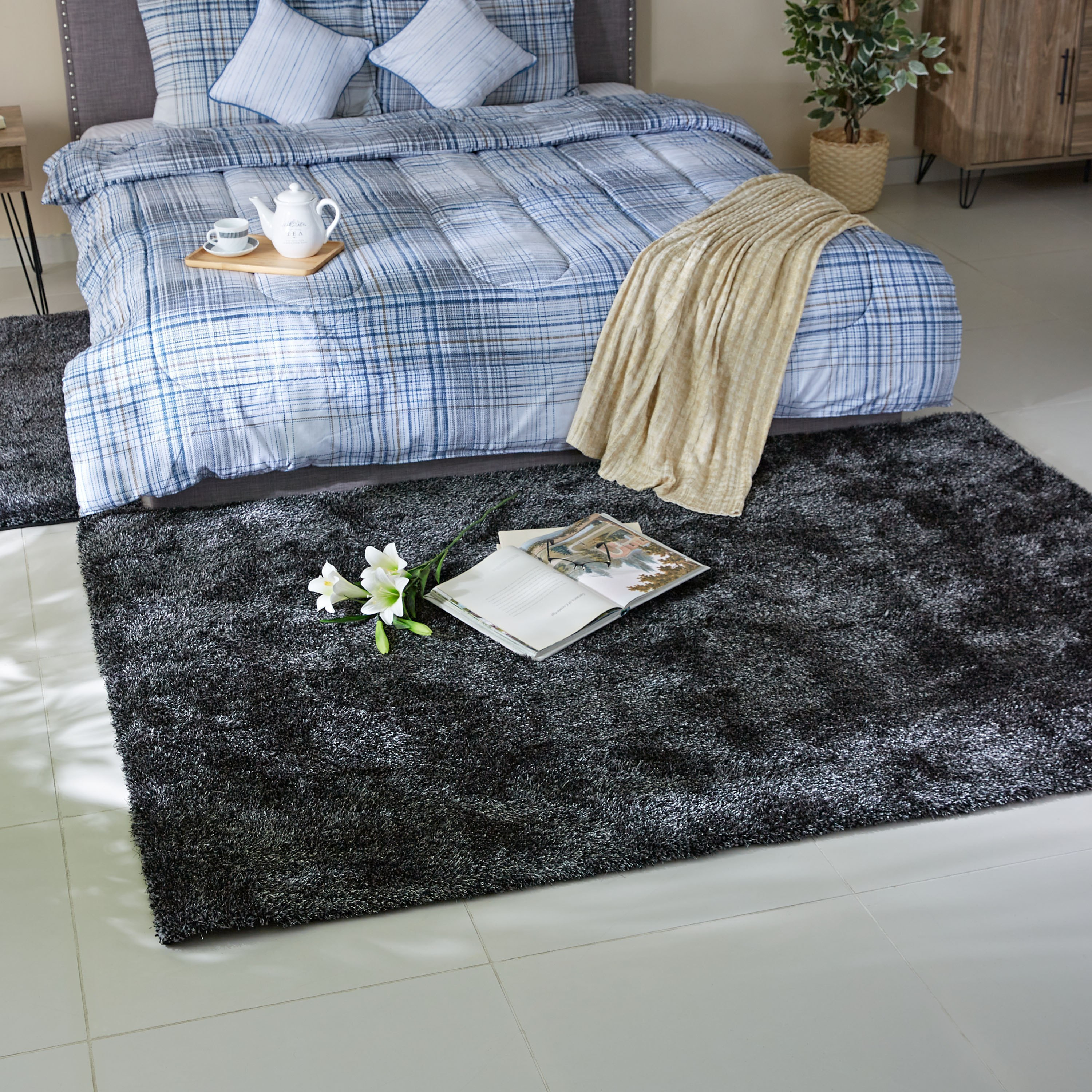 Essential Stain Resistant Shaggy Rug - 230x160 cm-hbxdecorandfurnishings-floorcoverings-rugs-image-4