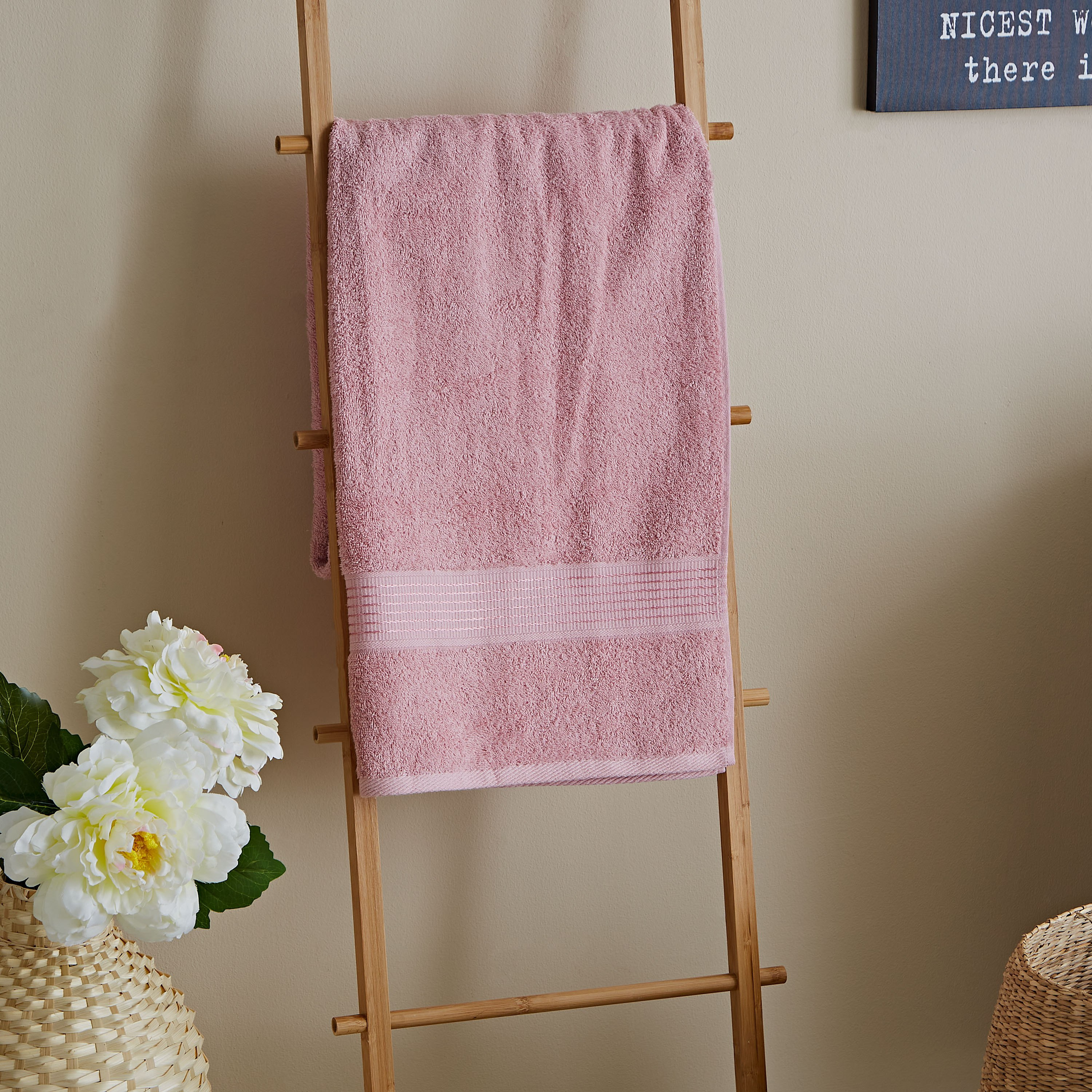 منشفة حمام من إيسنشيال - 70×140 سم-hbxbathroom-bathroomtextiles-image-2