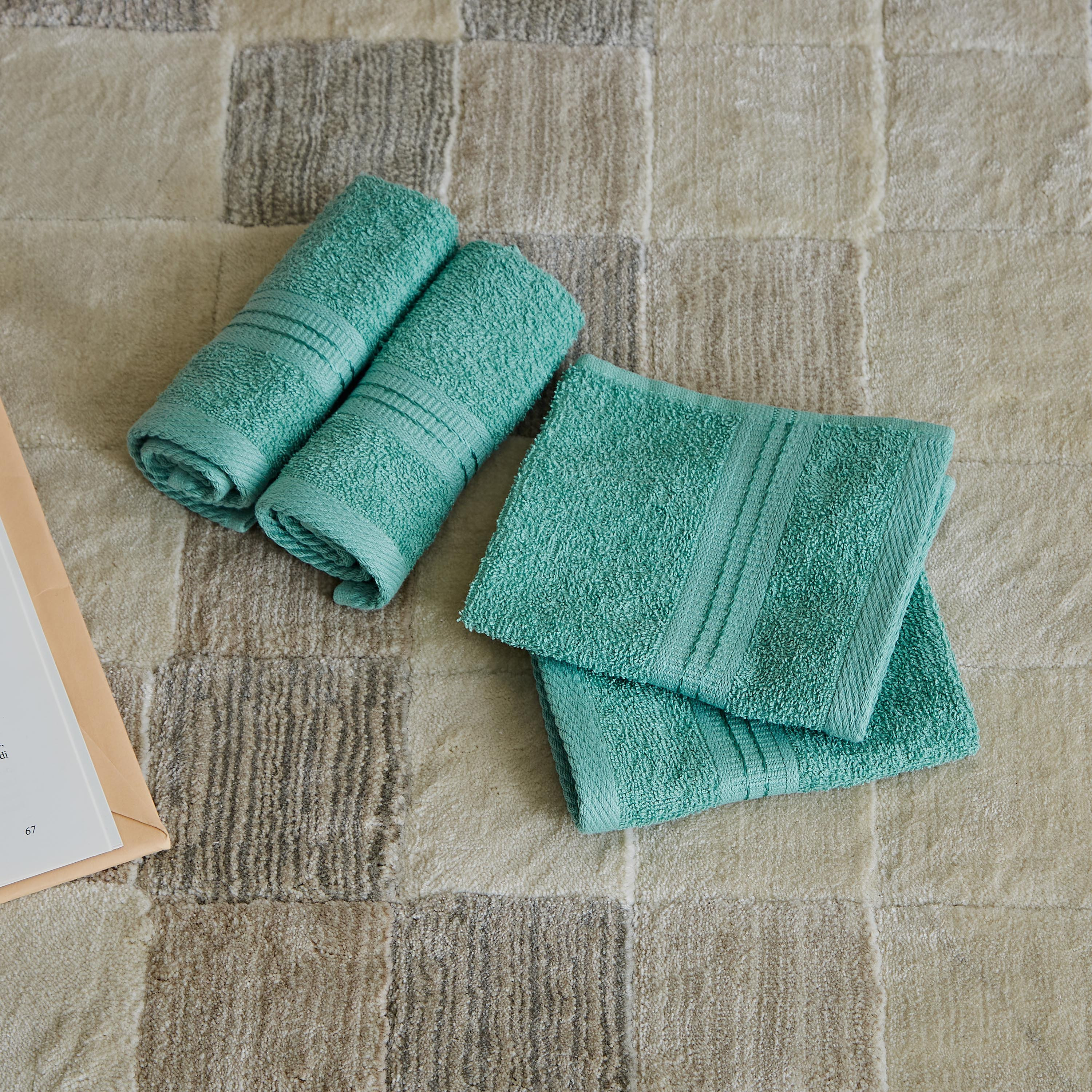 طقم مناشف وجه 4 قطع من إسينشيال - 30x30 سم-hbxbathroom-bathroomtextiles-image-1
