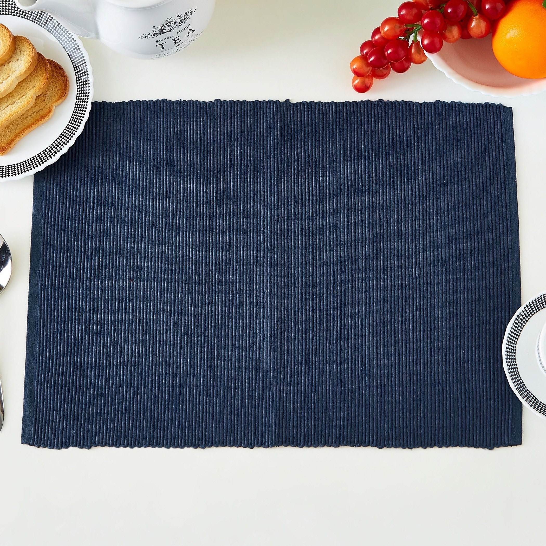 لبادة صحون قطن مضلعة - 30 × 50 سم-hbxdecorandfurnishings-homefurnishings-tablelinens-image-1