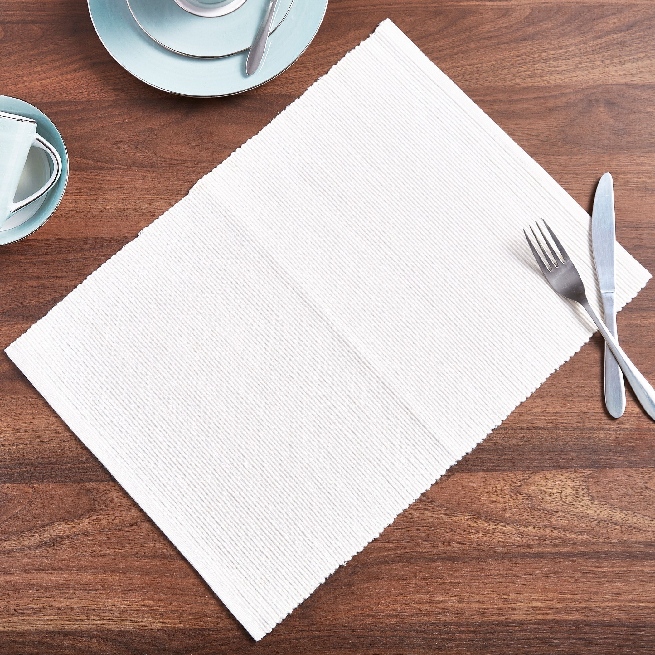 لبادة صحون قطن مضلعة - 30×50 سم-hbxdecorandfurnishings-homefurnishings-tablelinens-image-1