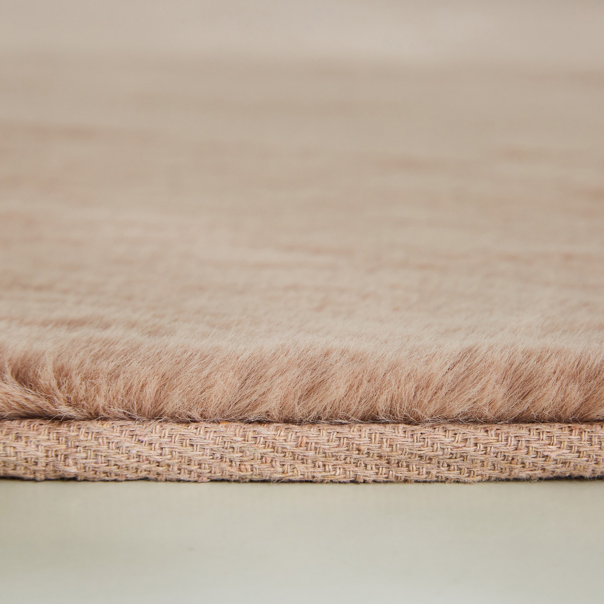 Tahsy Rabbit Fur Rug - 110x160 cm-hbxdecorandfurnishings-floorcoverings-rugs-image-3