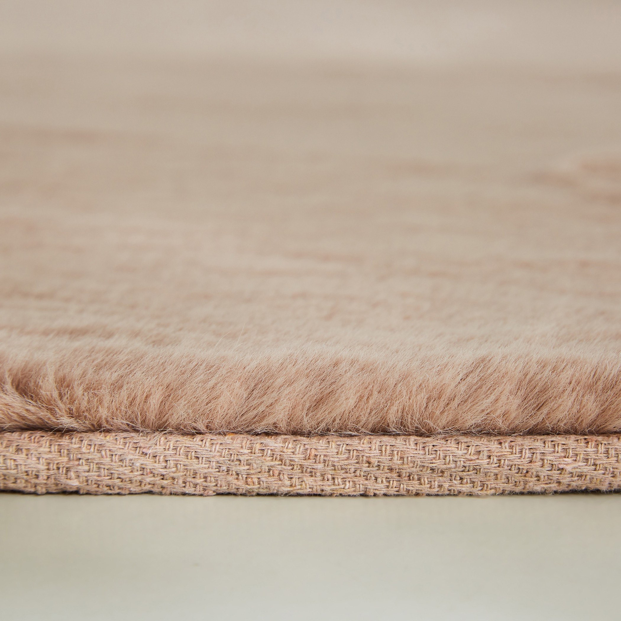 سجادة فرو أرنب من تازي- 150x200 سم-hbxdecorandfurnishings-floorcoverings-rugs-image-3