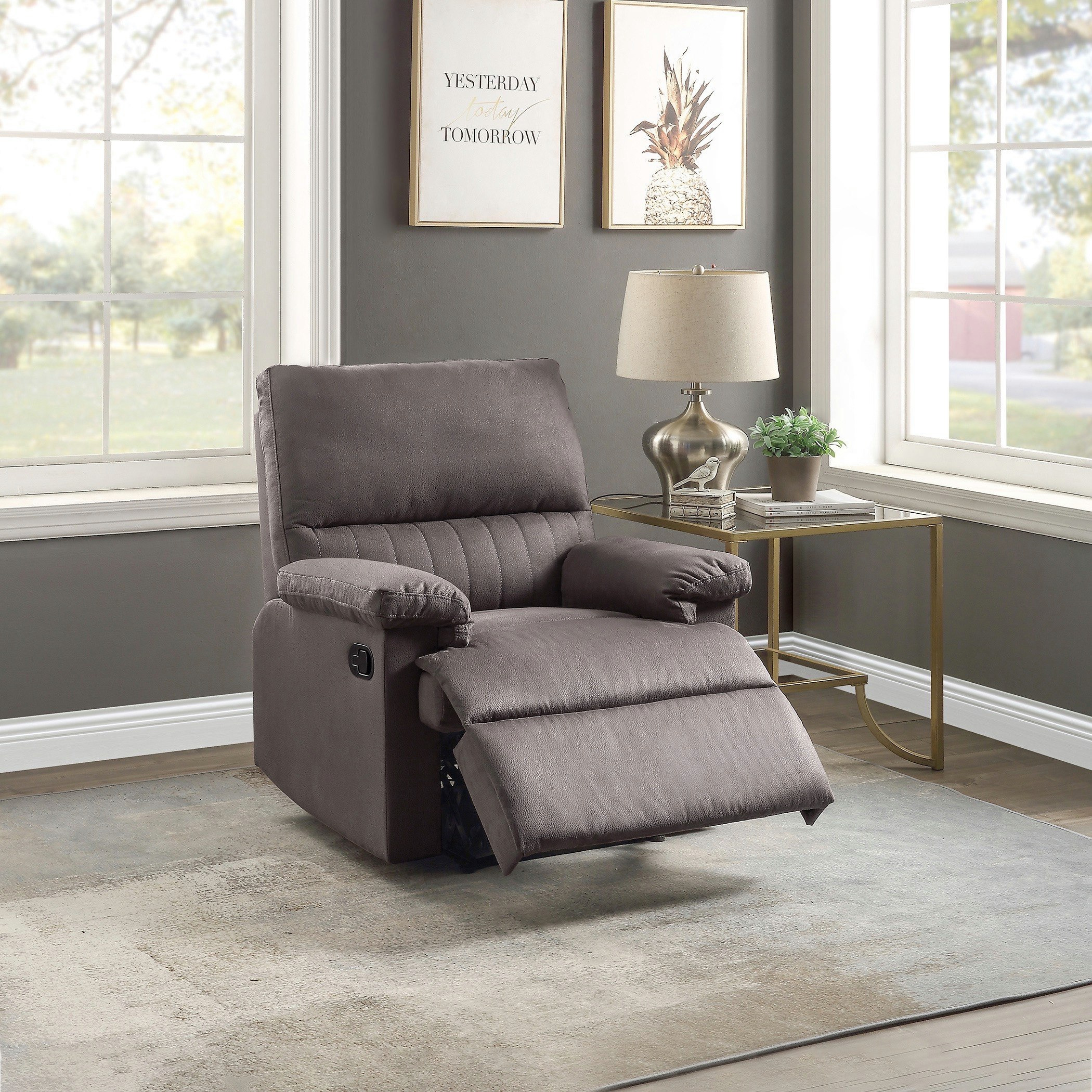 Pier one hot sale recliner chairs