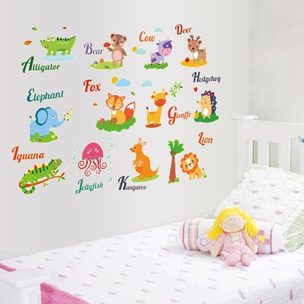 ملصقات قابلة لإعادة الاستخدام على شكل حيوانات مرحة من ريريتي- 60 × 90 سم-hbxhomeware-hbxkidsandyouth-image-1
