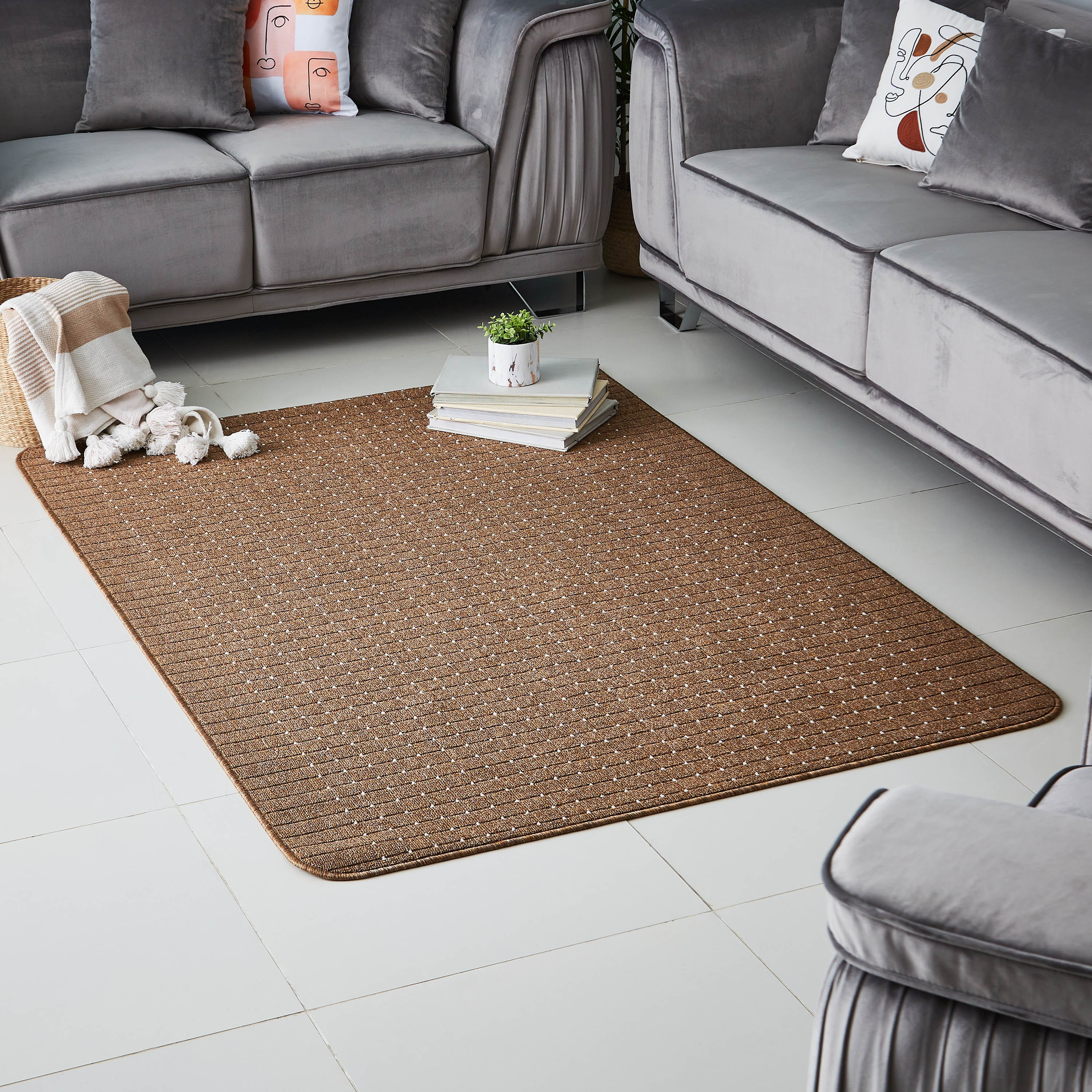 سجادة بولي بروبلين مقاومة للإنزلاق من ستانفورد -133x190  سم-hbxdecorandfurnishings-floorcoverings-rugs-image-1