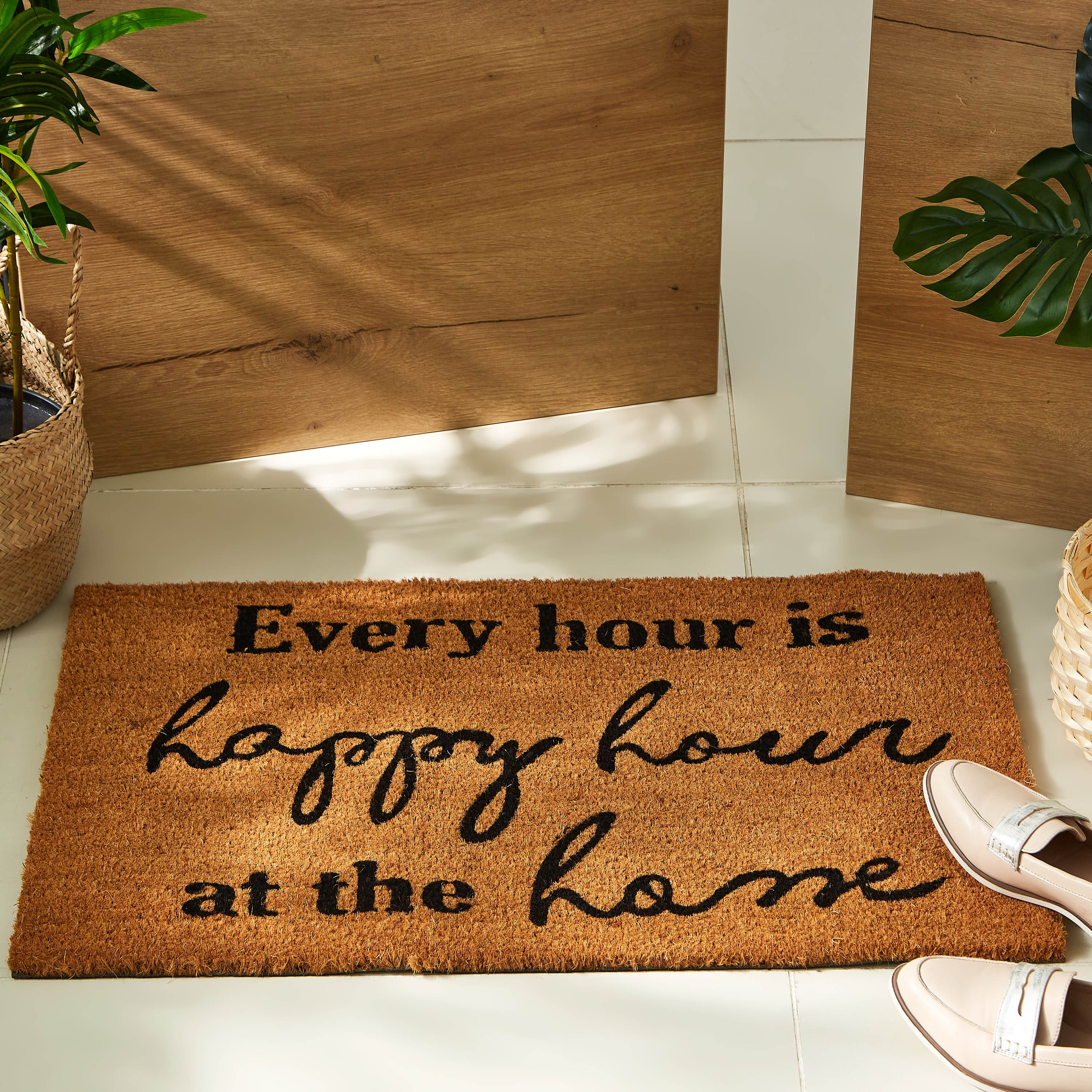 سجادة الباب من ألياف جوز الهند بطبعات هابي أور مع ظهر بي في سي- 45x75 سم-hbxhomeware-hbxlivingroom-image-1