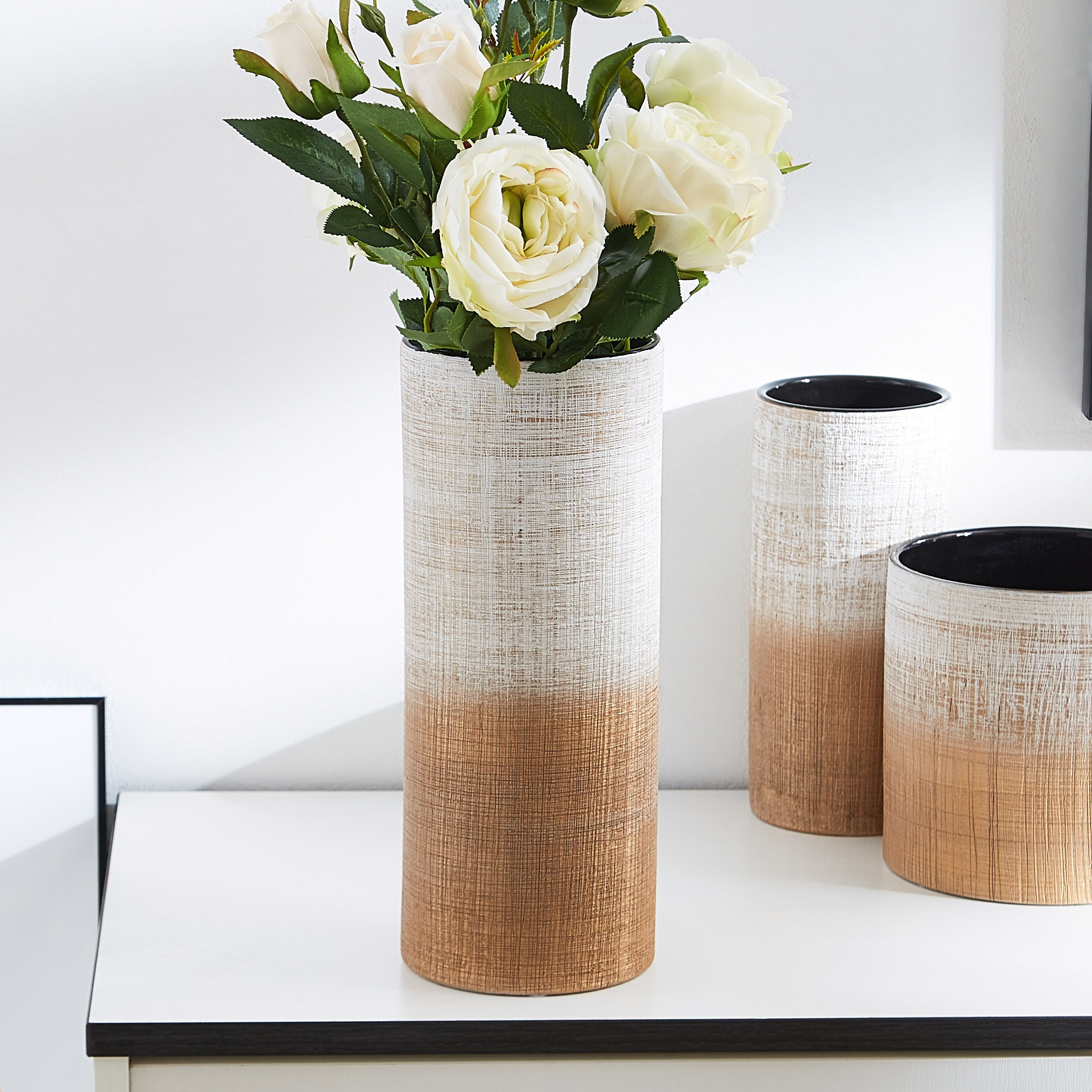 مزهرية خزفية أسطوانية طويلة متدرجة اللون من سانسا-hbxbedroom-decorandaccessories-vases-image-1