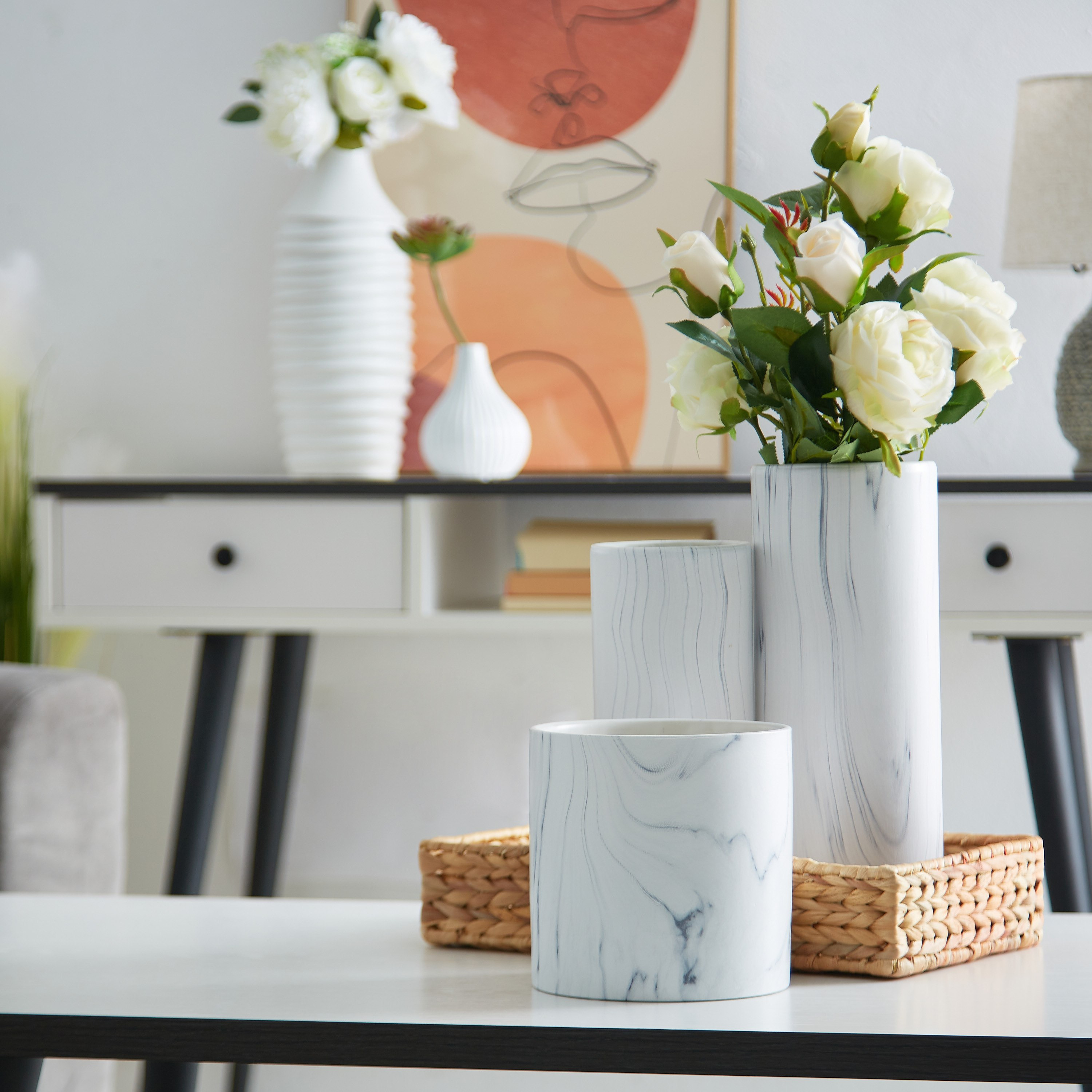 مزهرية رخامية أسطوانية من الخزف من سانسا-hbxbedroom-decorandaccessories-vases-image-4