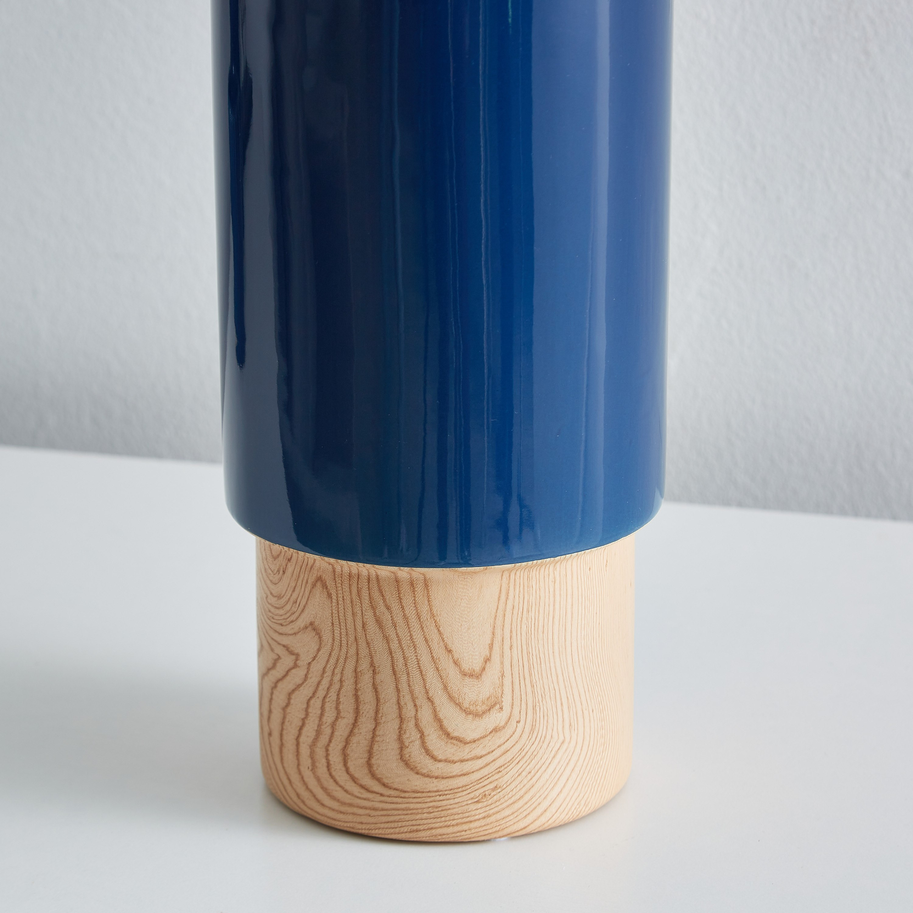 مزهرية أسطوانية نصف خشبية من الخزف الحجري من سانسا-hbxbedroom-decorandaccessories-vases-image-3
