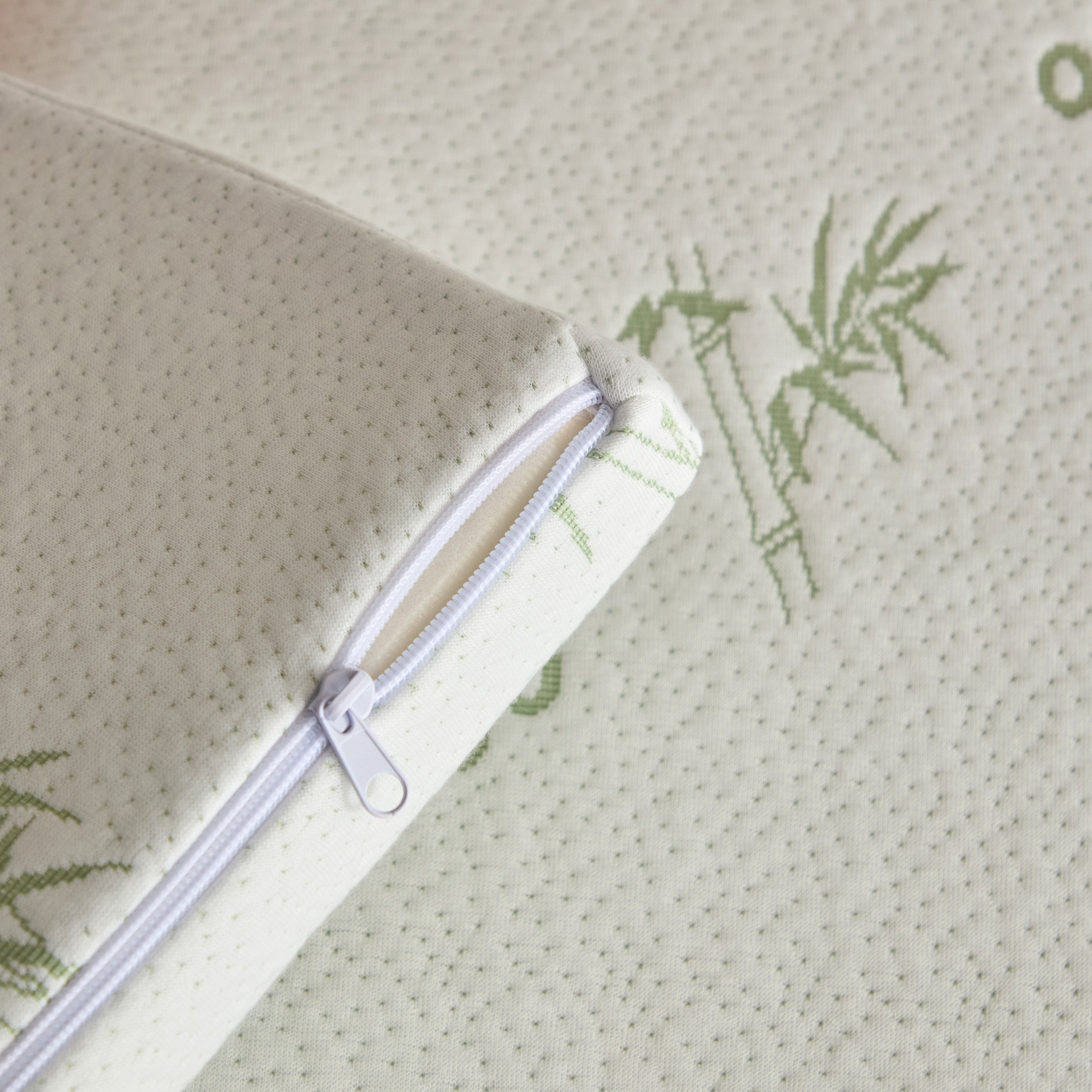 Relax Bamboo Memory Foam Super King Mattress Topper - 200x200 cm-hbxhomeware-hbxdecorandfurnishings-image-4