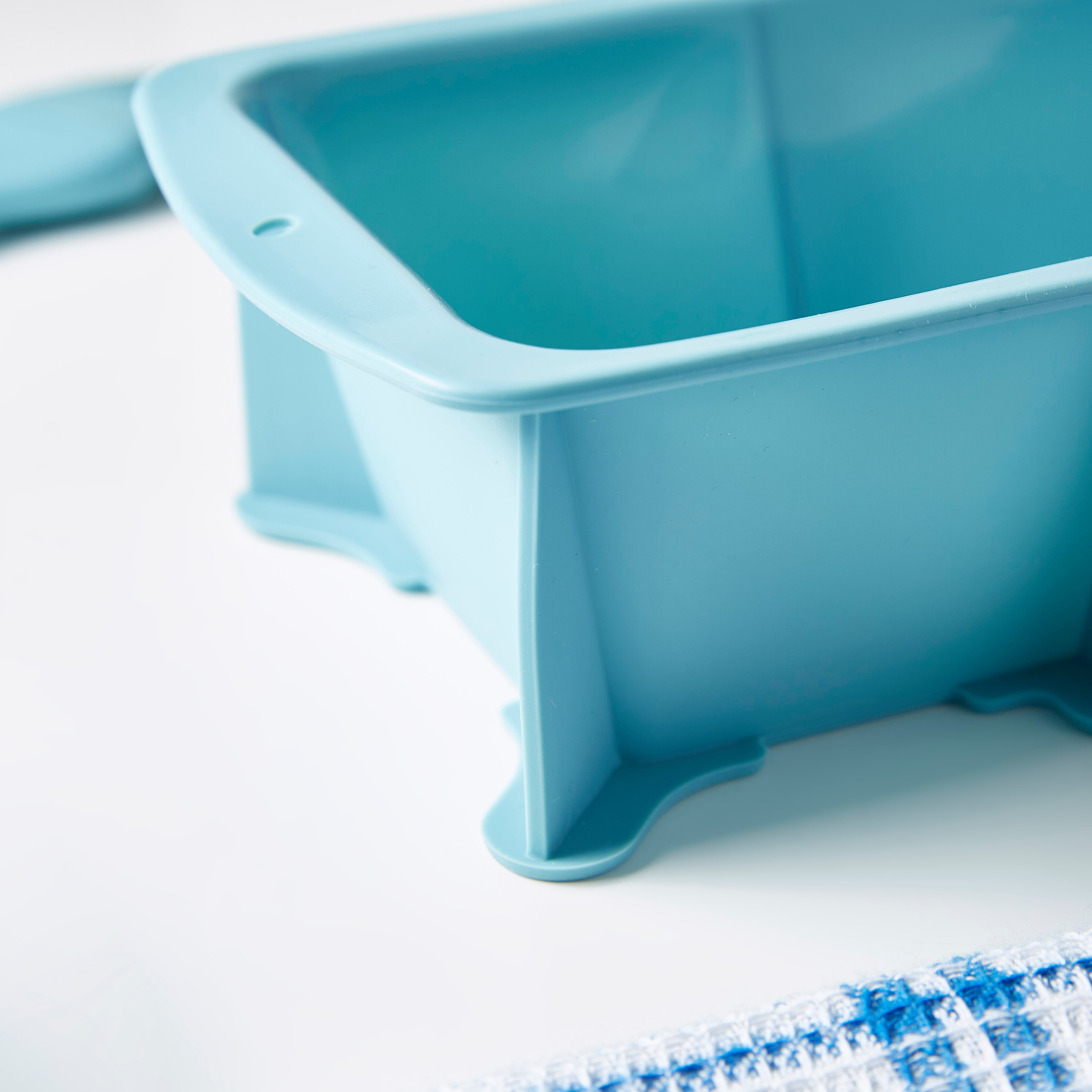 قالب خبز سيليكون بـ6 أكواب من أفون - 28x13x7 سم-hbxkitchen-bakeware-image-3