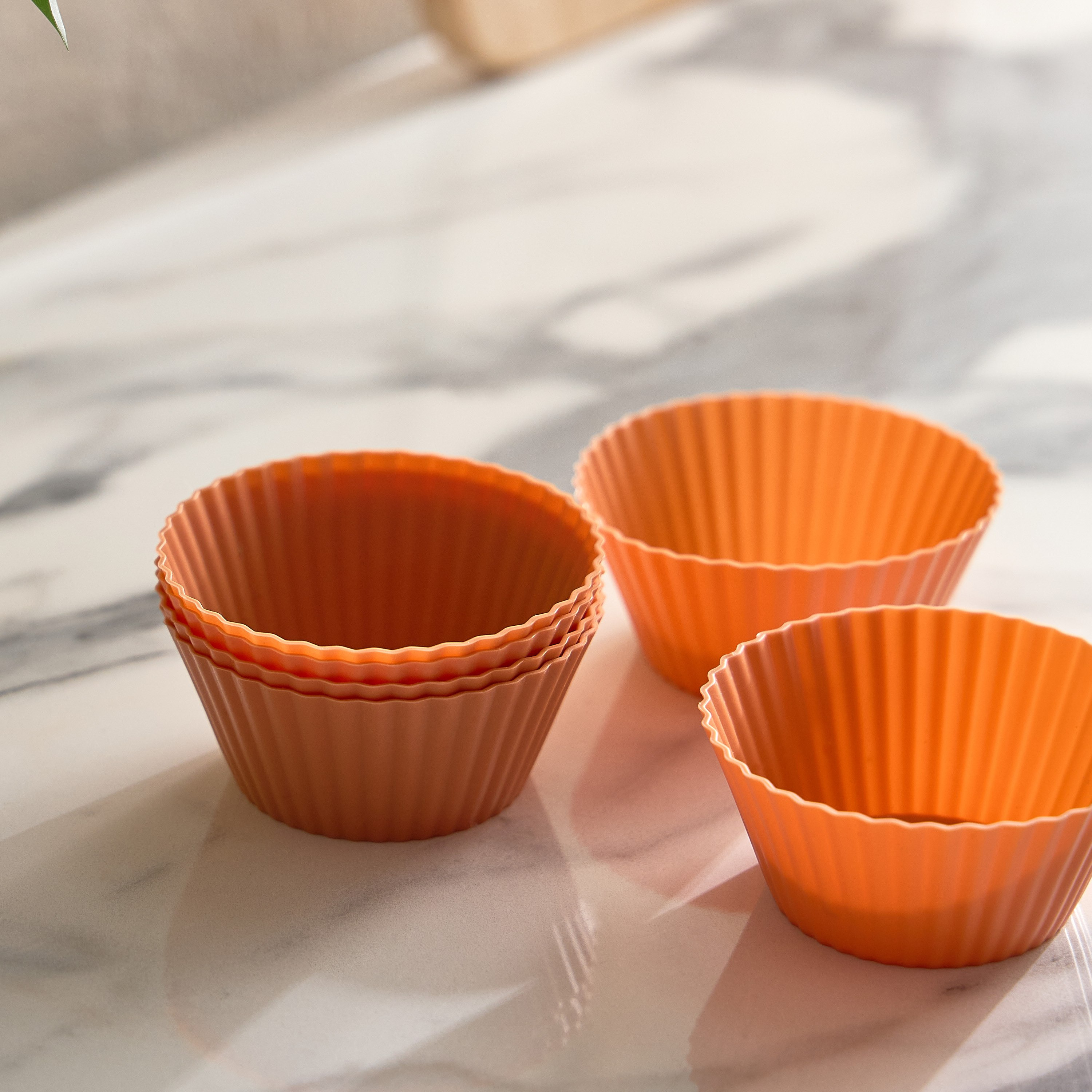 قالب مافن سيليكون قابل للطي من آفون- طقم من 6 قطع-hbxkitchen-bakeware-image-3
