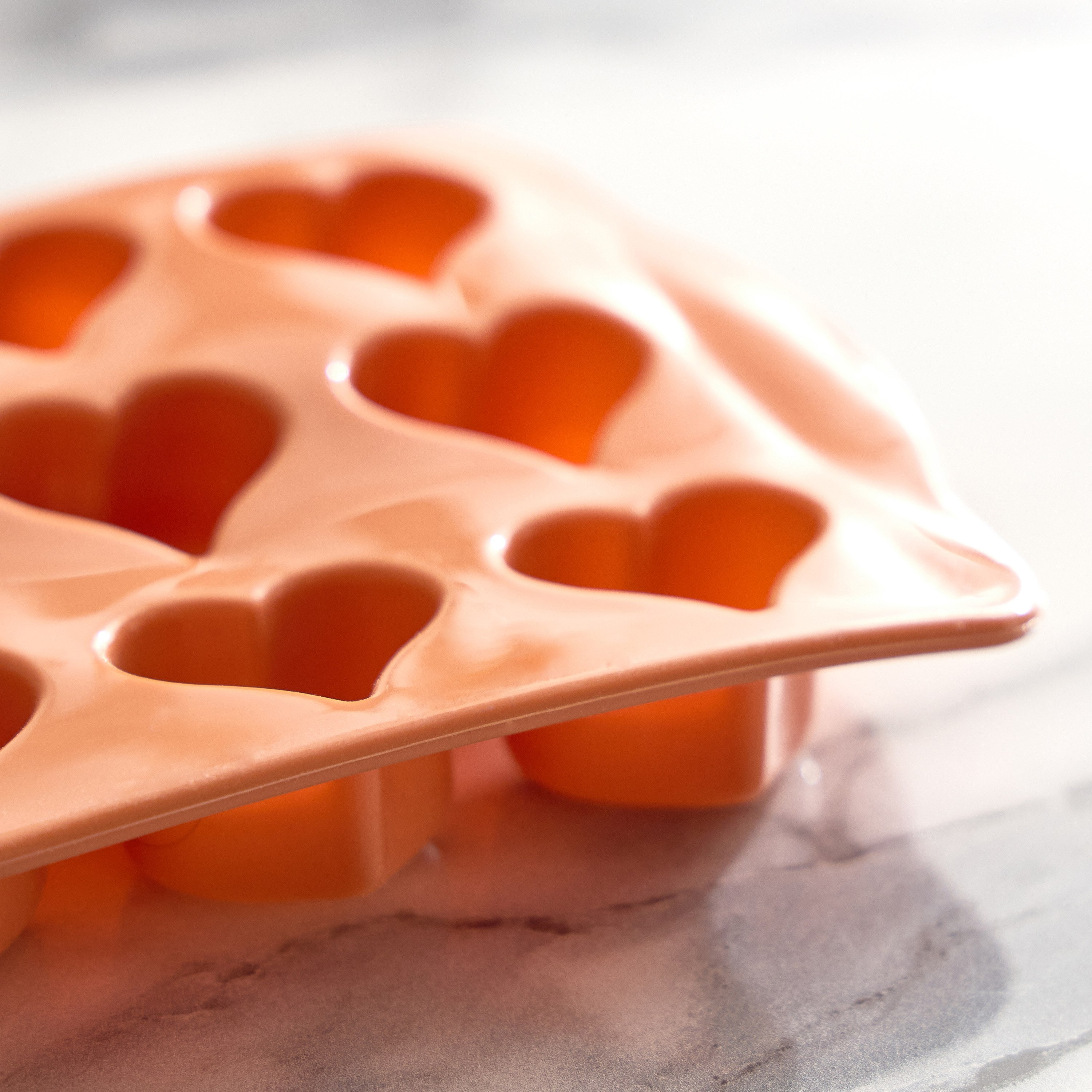 قالب سيليكون بتصميم قلب من آفون - 21x10x2 سم-hbxkitchen-bakeware-image-3