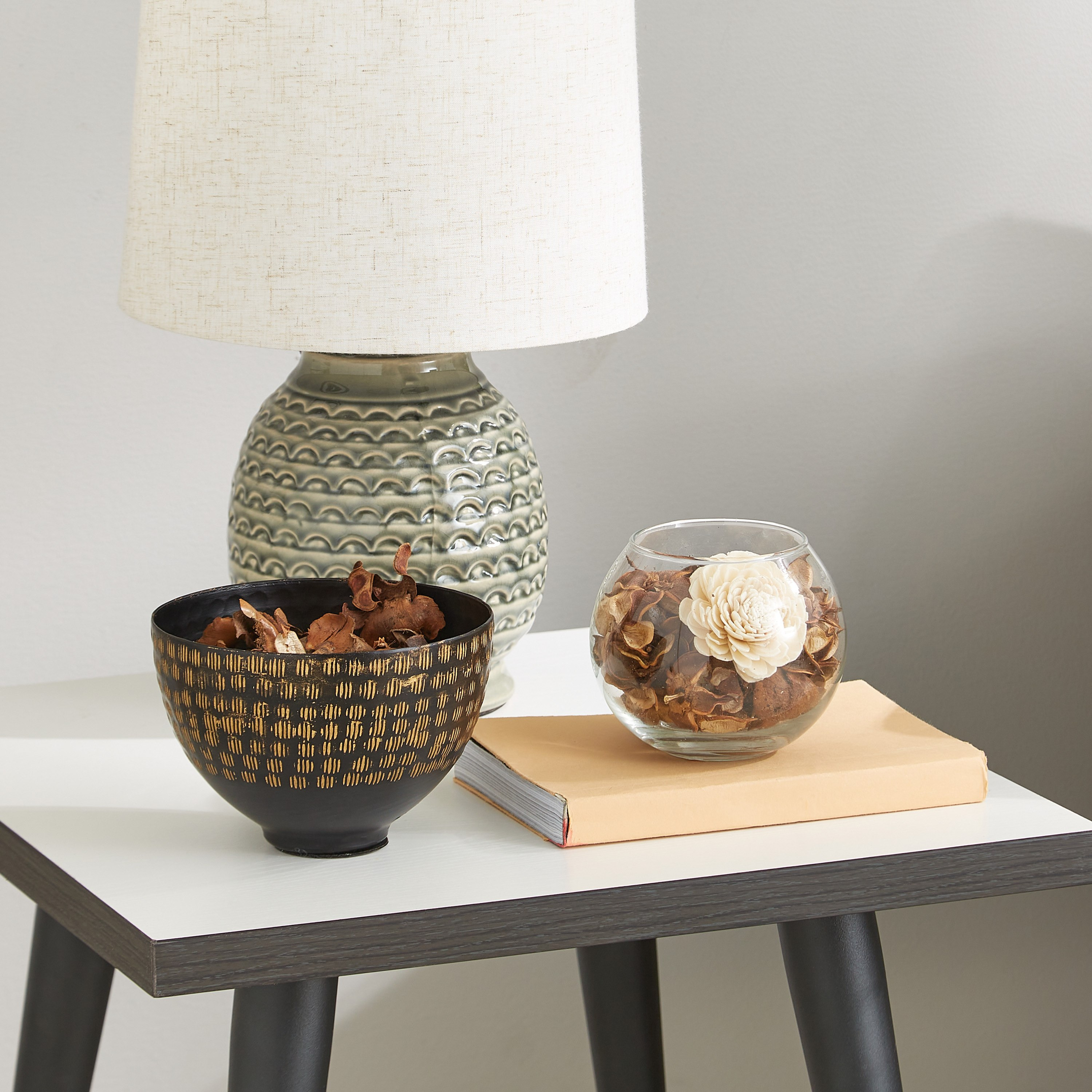 نبات هولي وزهور مجفّفة برائحة العود - 100 جم-hbxhomeware-hbxdecorandfurnishings-image-3