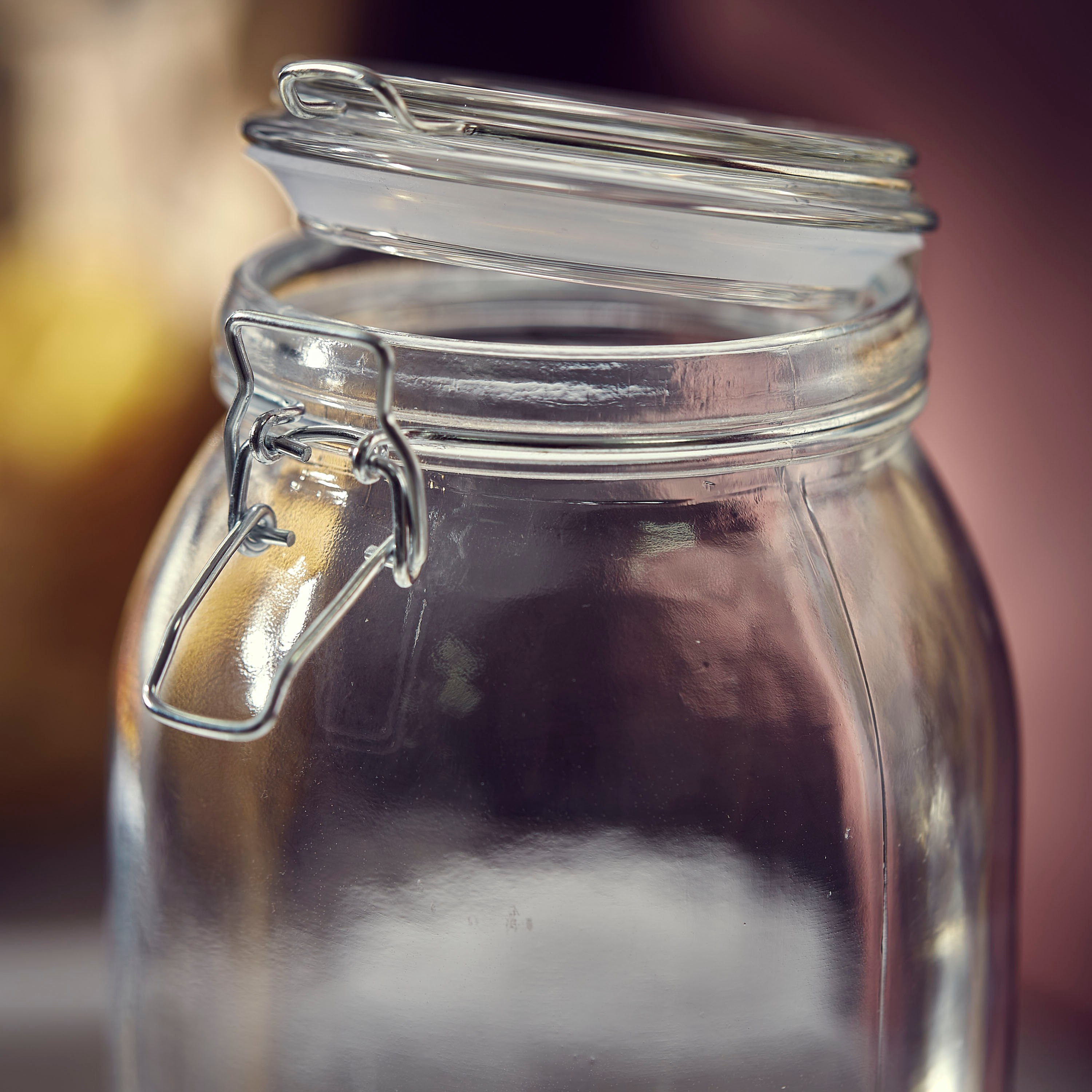 حاوية زجاج بمشبك معدني من اتلانتا - 2 لتر-hbxhomeware-hbxkitchen-image-4