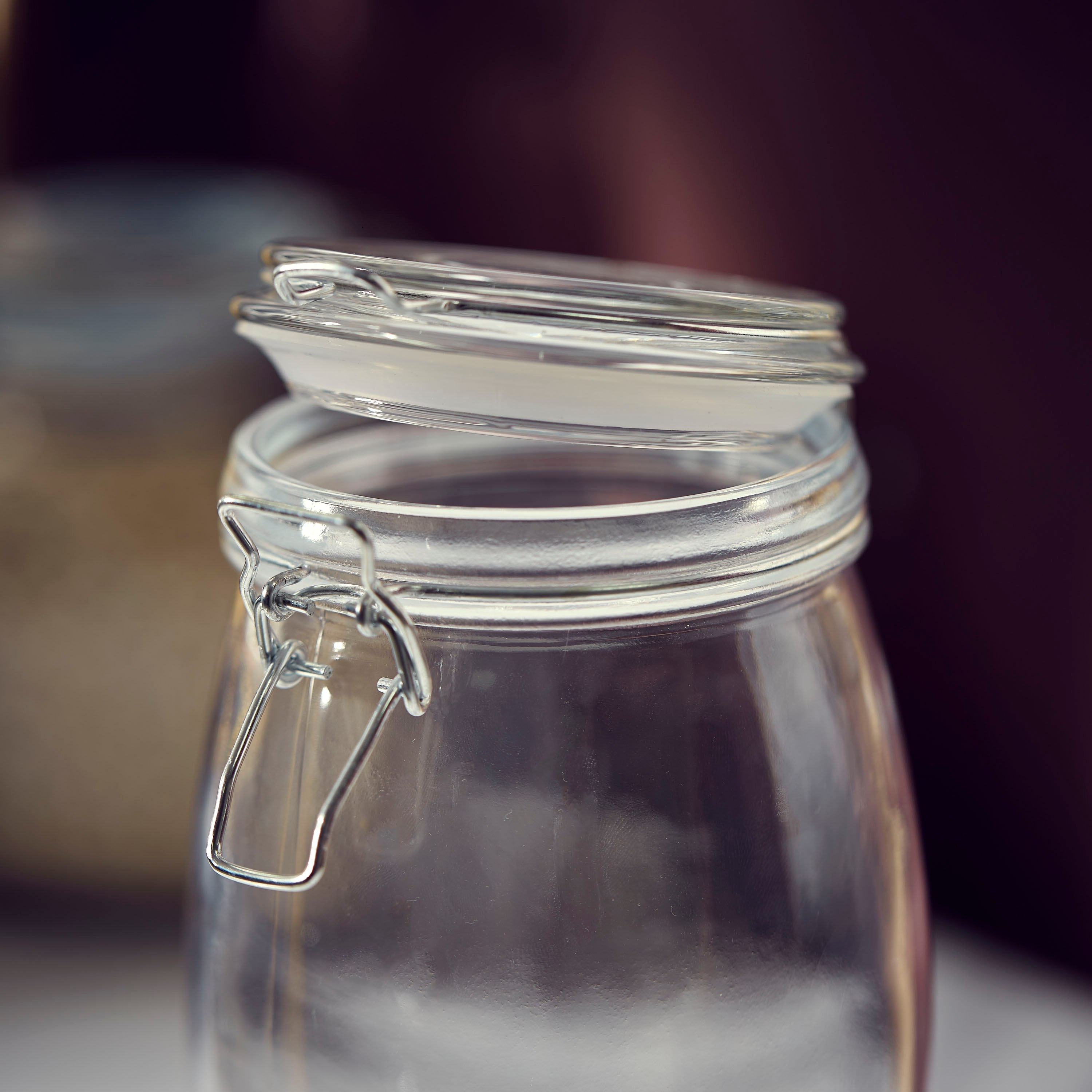 Atlanta Glass Canister with Metal Clip - 1.4 L-hbxhomeware-hbxkitchen-image-4