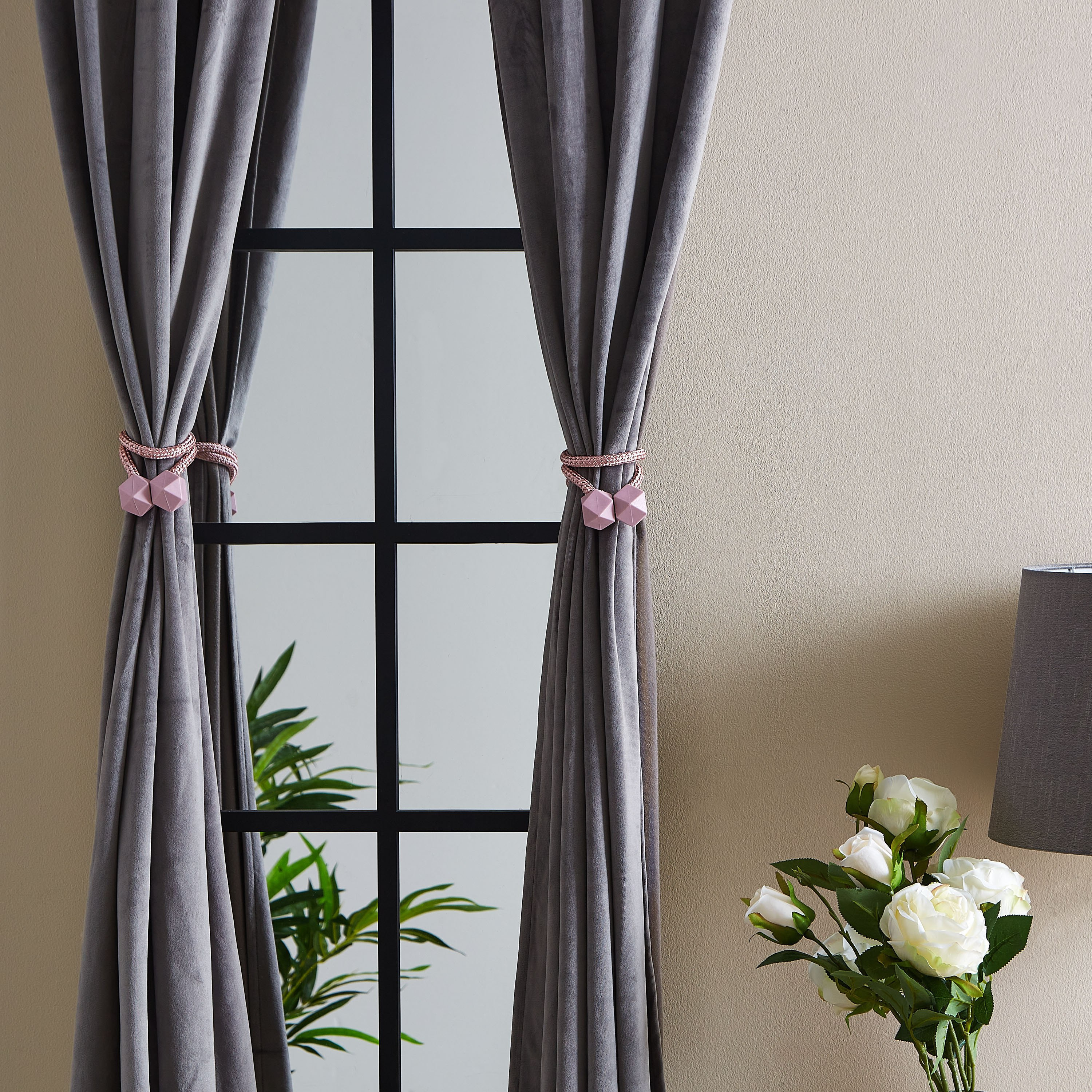 مثبت ستائر إيملي من دازل - طقم من قطعتين-hbxhomeware-hbxdecorandfurnishings-image-3