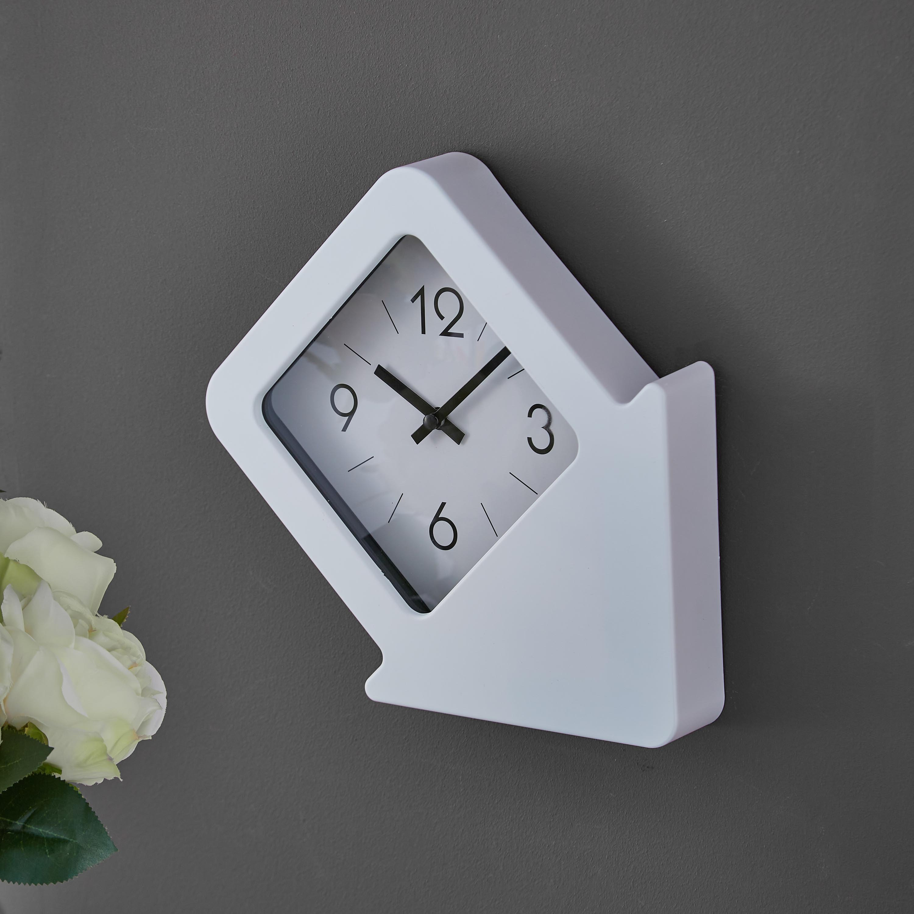Mila Diamond Shaped Wall Clock-PROMO_HB_AE_B1G1_250925-image-1