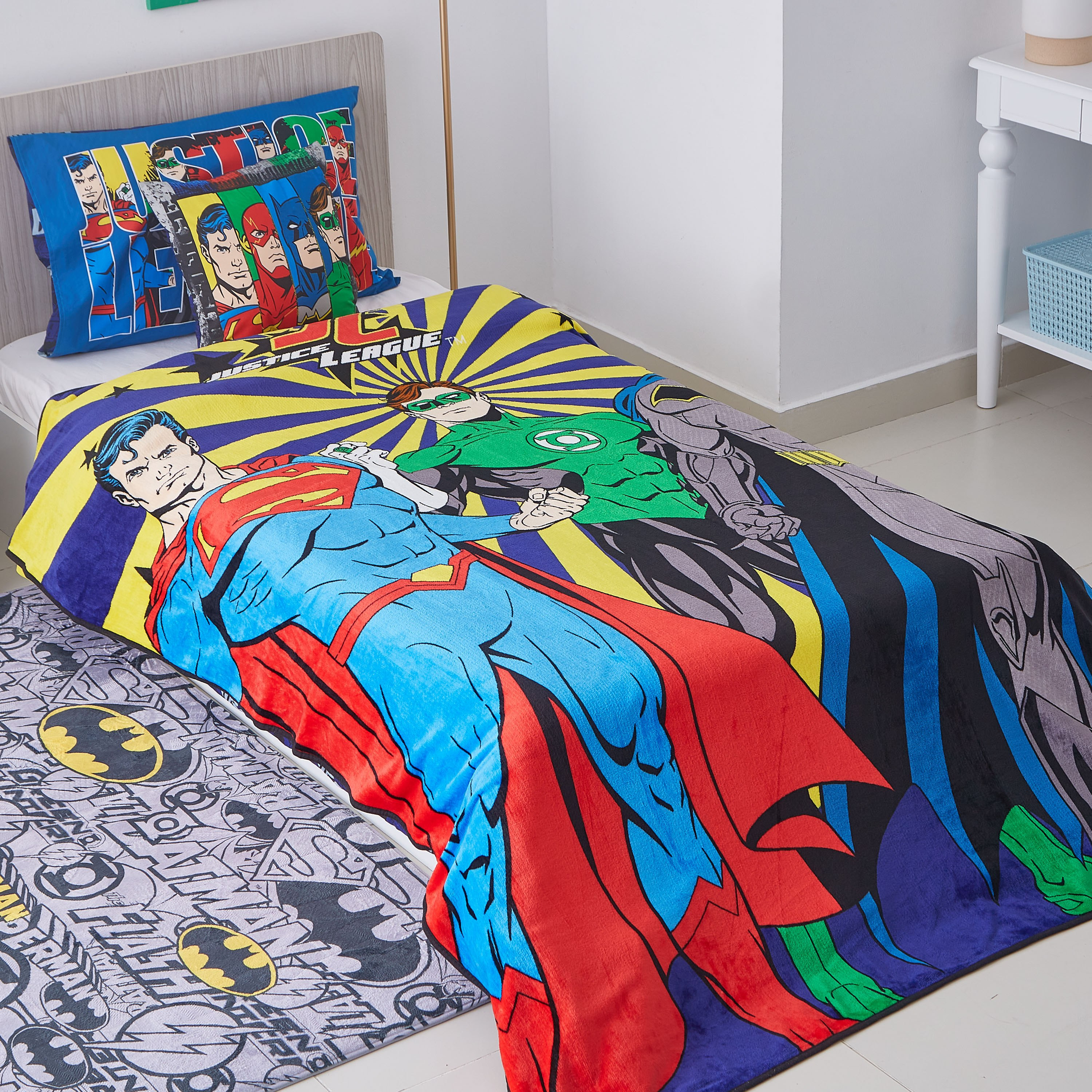 بطانية فلانيل بتصميم جاستيس ليج - 160x220 سم-hbxhomeware-hbxkidsandyouth-image-1