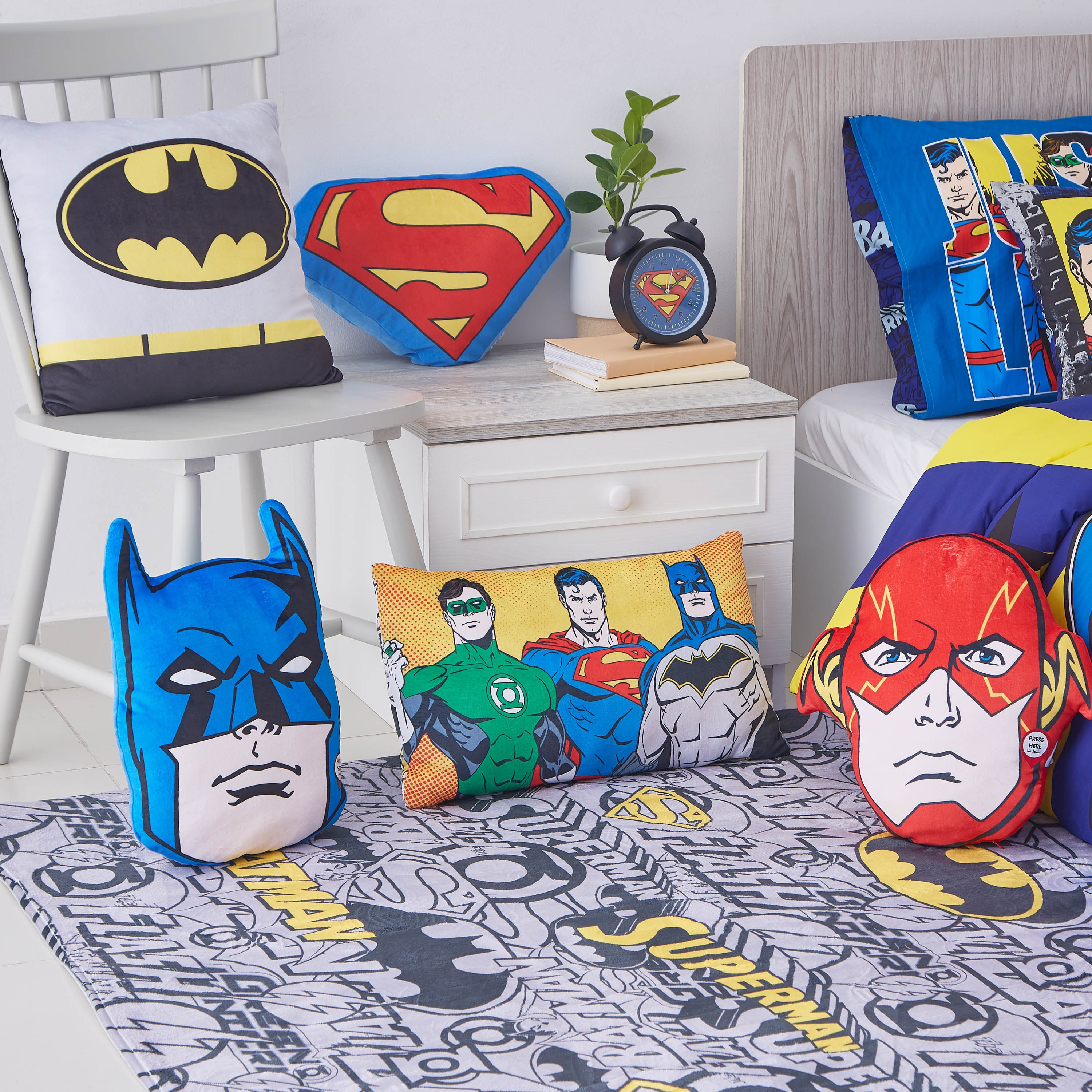 وسادة باتمان من جاستيس ليج - 40x40 سم-hbxhomeware-hbxkidsandyouth-image-3