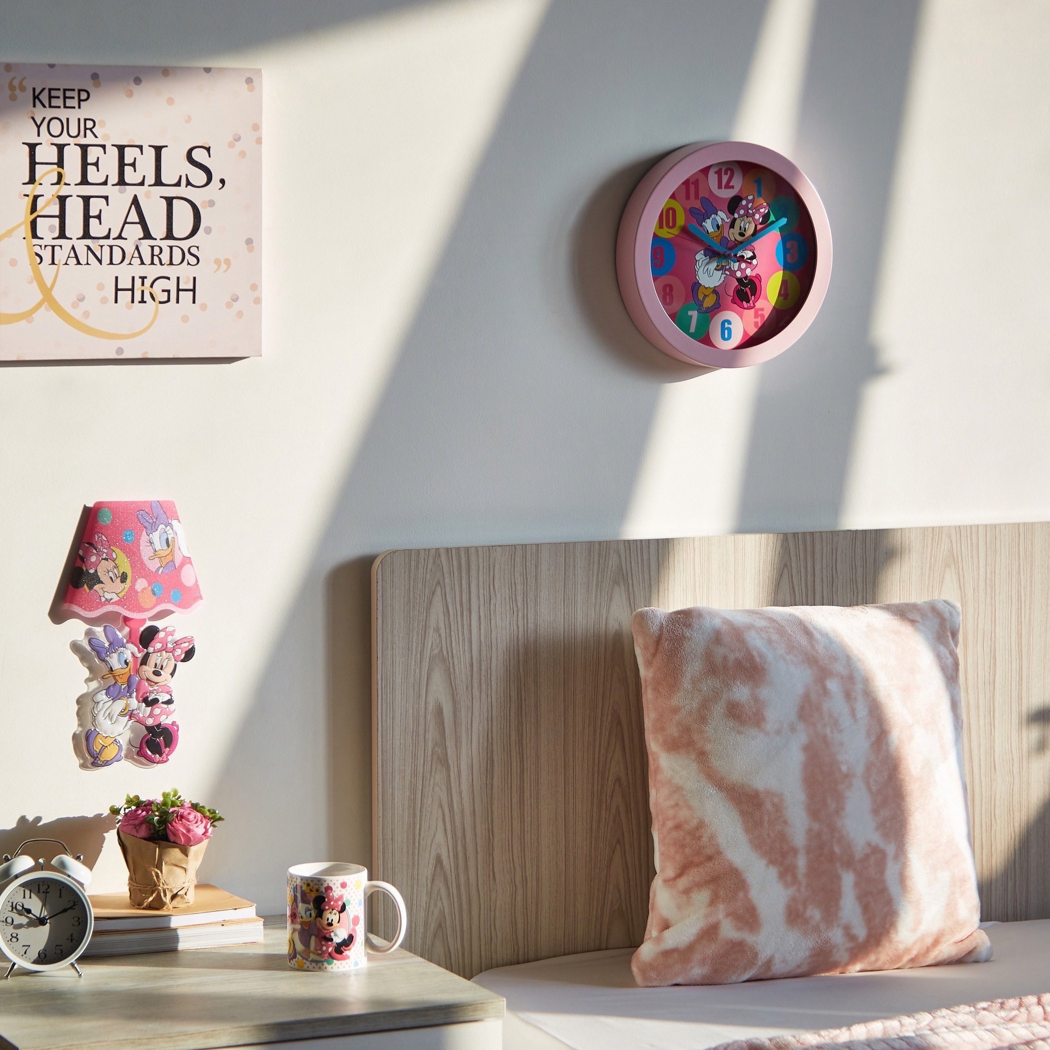ساعة حائط ميني ماوس وديزي - 24 سم-hbxhomeware-hbxkidsandyouth-image-4