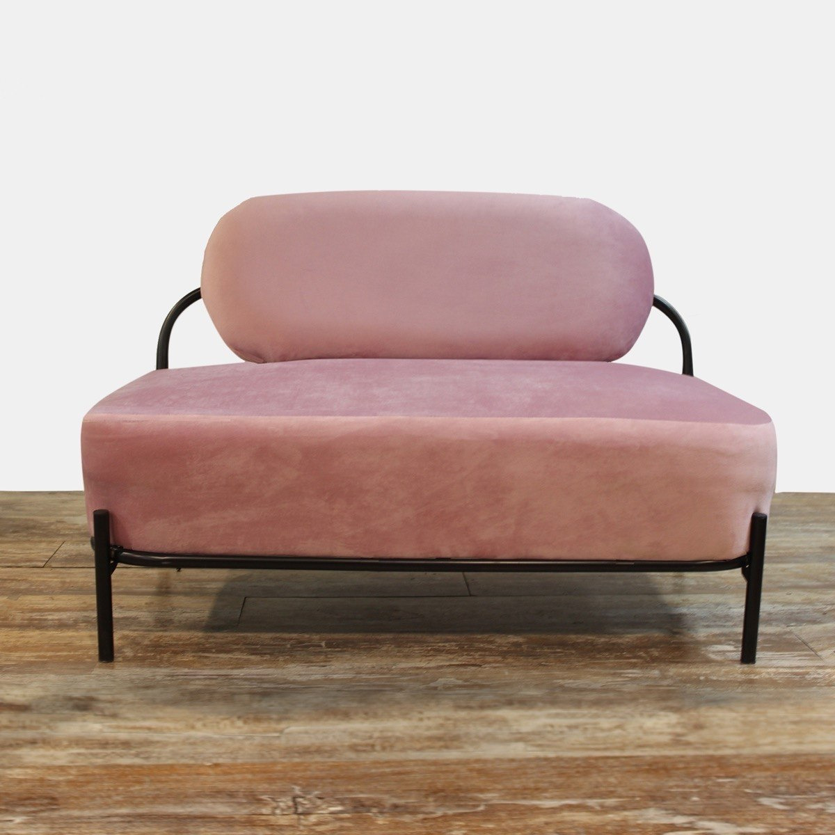 كنبة مخمليّة مقعدين من دولان-hbxlivingroom-sofasandarmchairs-sofas-image-1