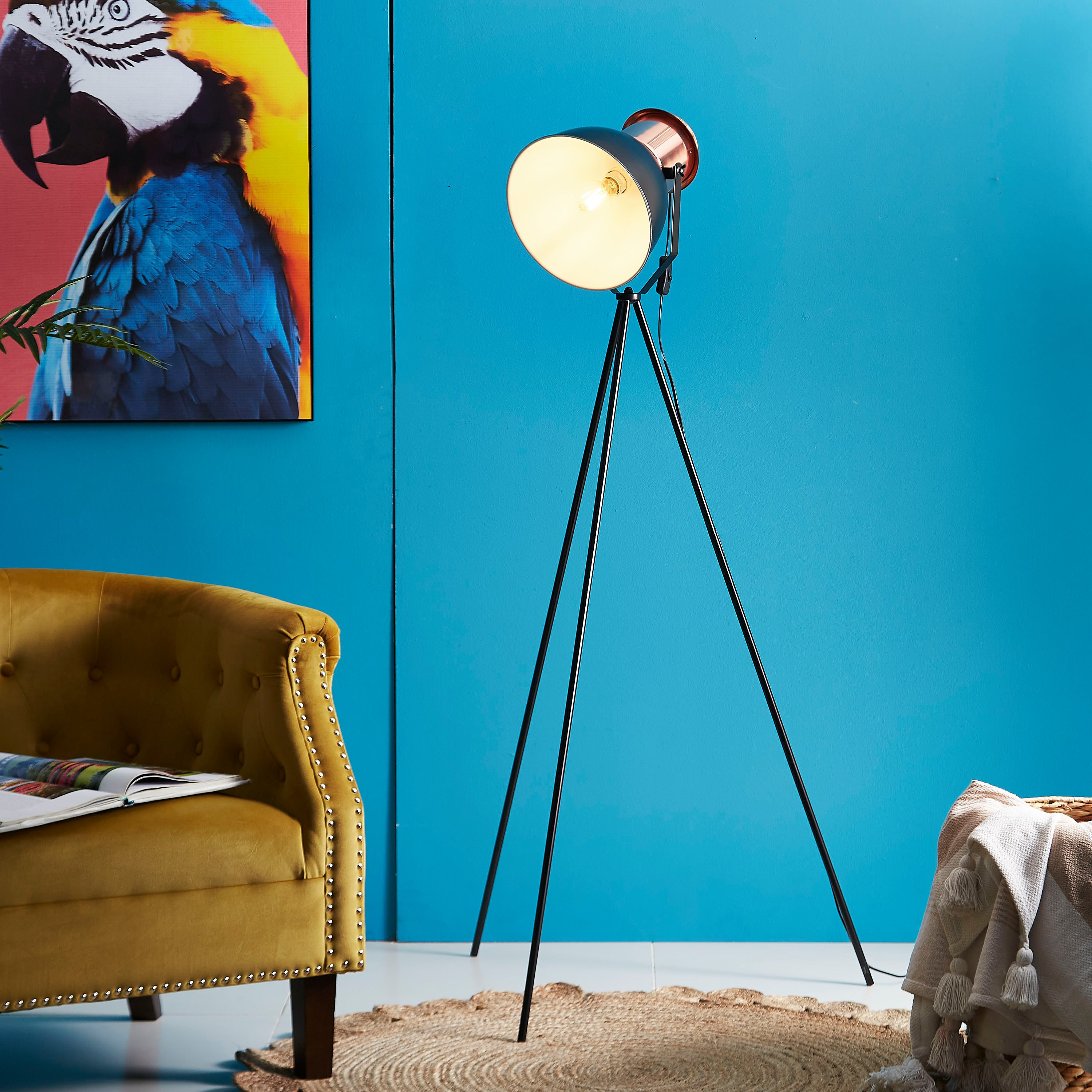 Blaze Metal Antique Tripod Lamp - 146 cm-PROMO_HB_AE_B1G1_250925-image-1