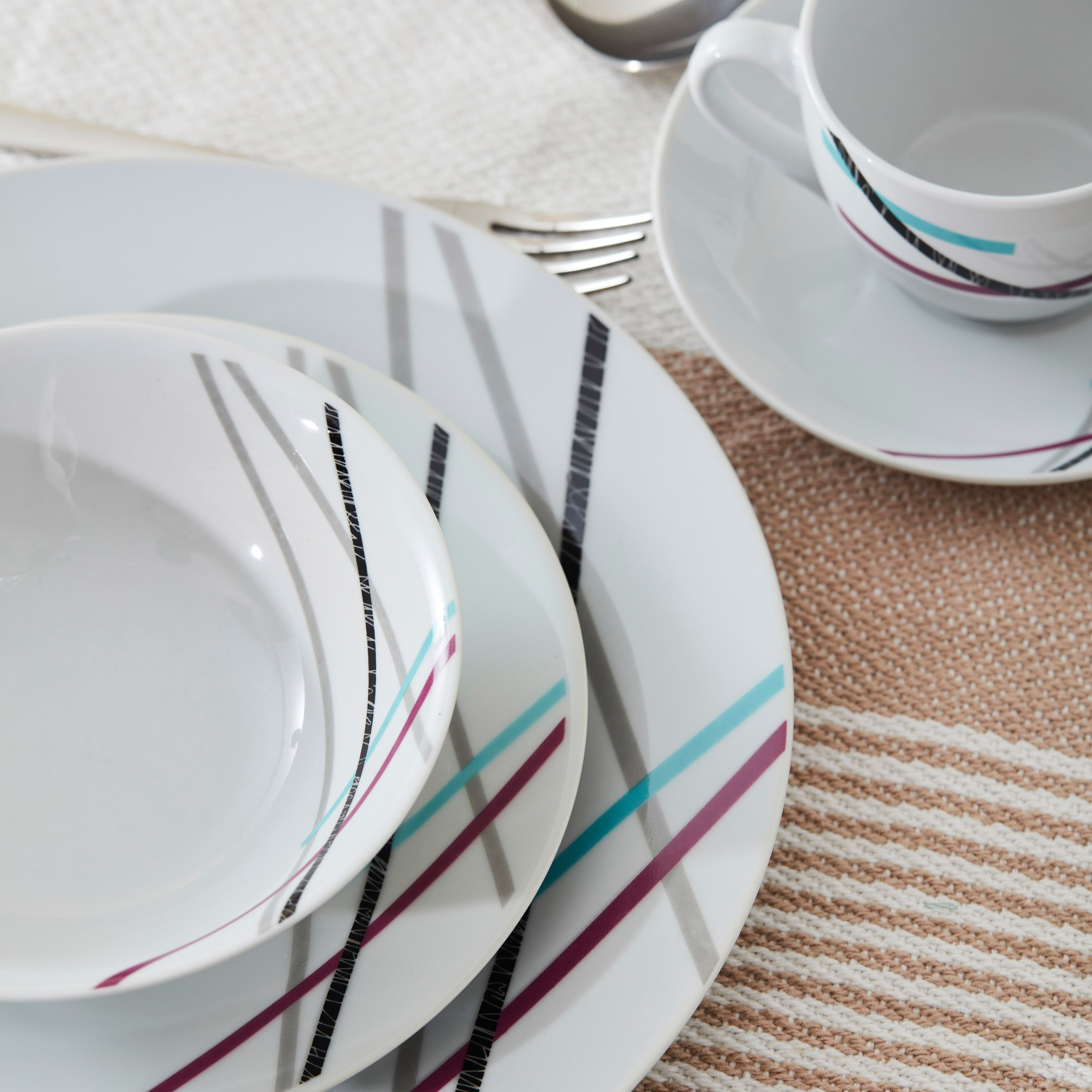 طقم عشاء بروسلين 22- قطعة من مانهاتن-hbxhomeware-hbxkitchen-image-7