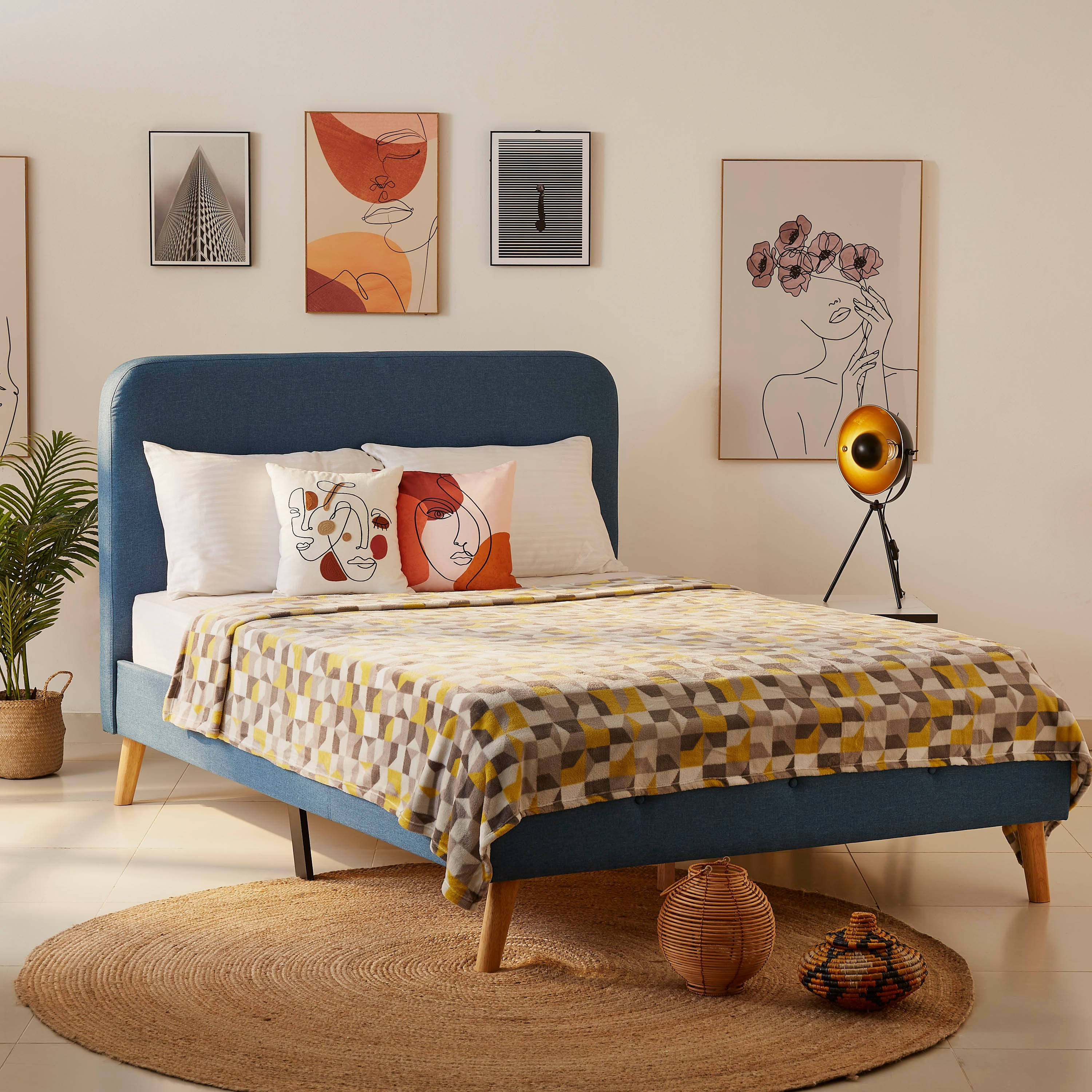 بطانية مايكرو فلانيل مزدوجة بطبعات من هامبتون كلير - 150x220 سم-hbxhomeware-hbxbedroom-image-4
