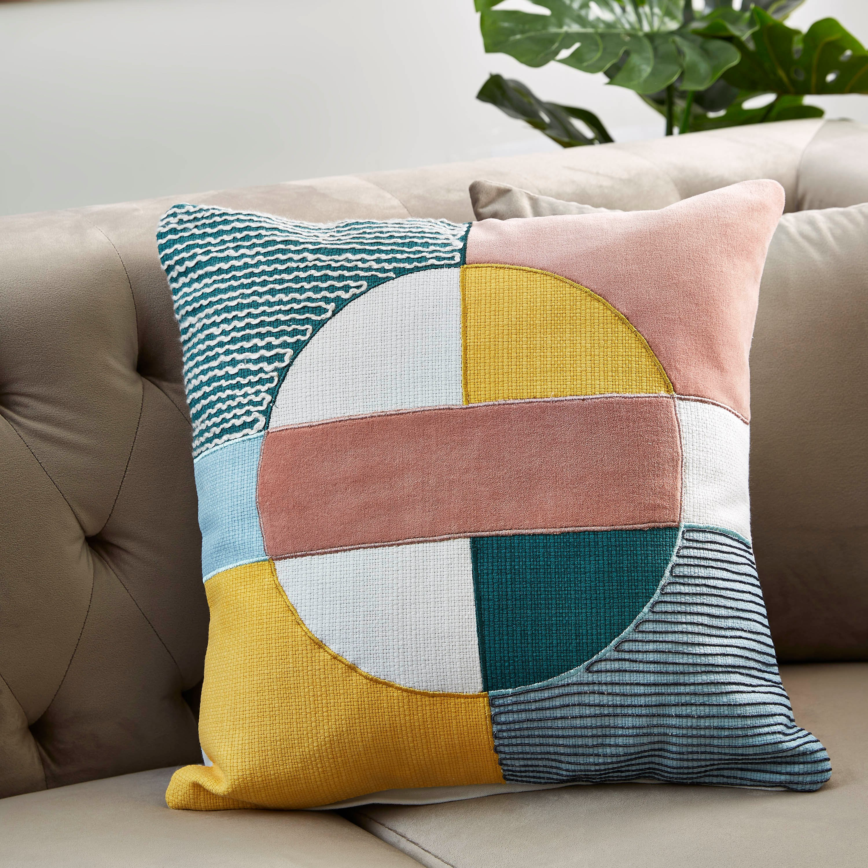 وسادة محشوة من كايلو - 45x45 سم-hbxlivingroom-furnishings-cushionsandcovers-filledcushions-image-1