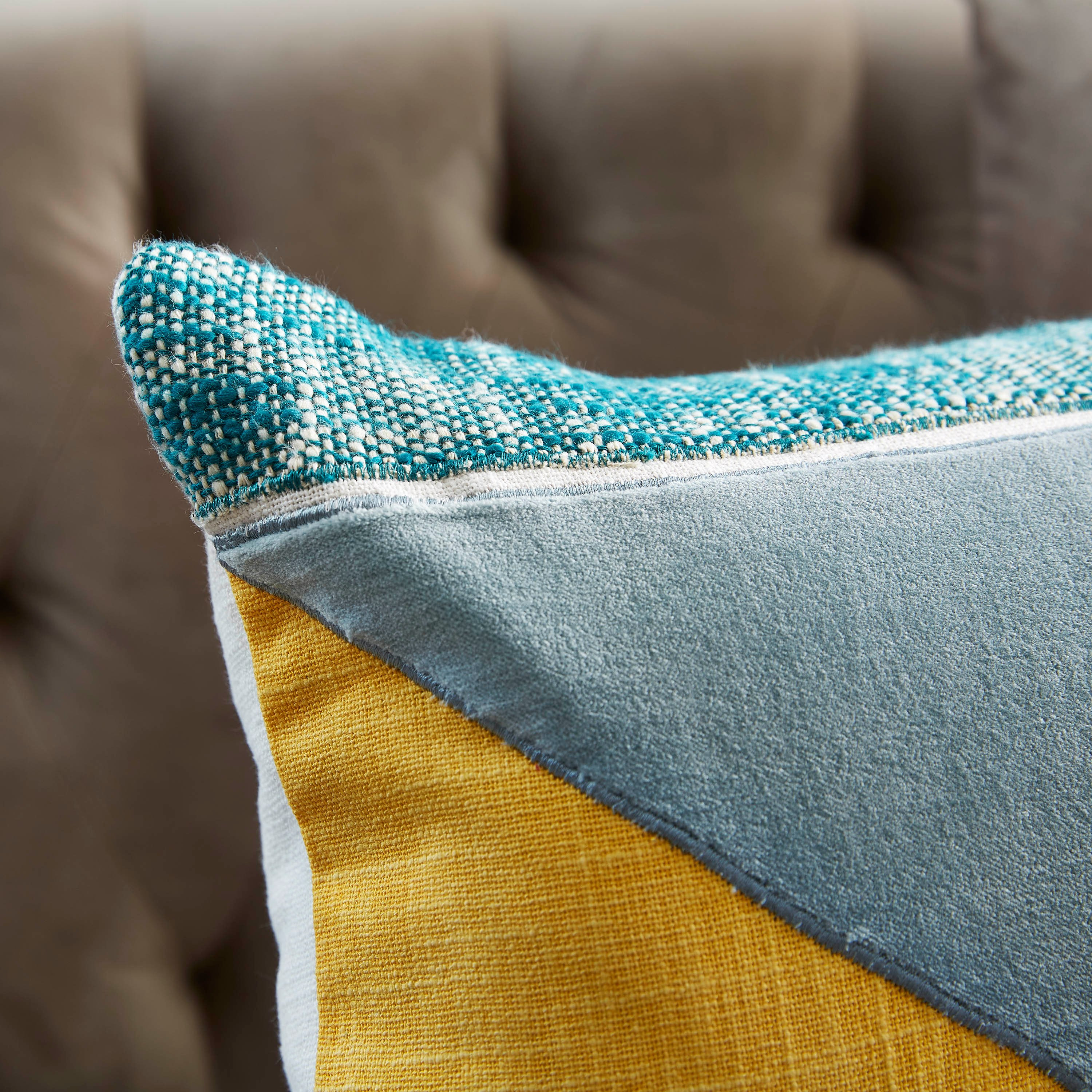 وسادة محشوة من أولي- 30x50 سم-hbxlivingroom-furnishings-cushionsandcovers-filledcushions-image-2