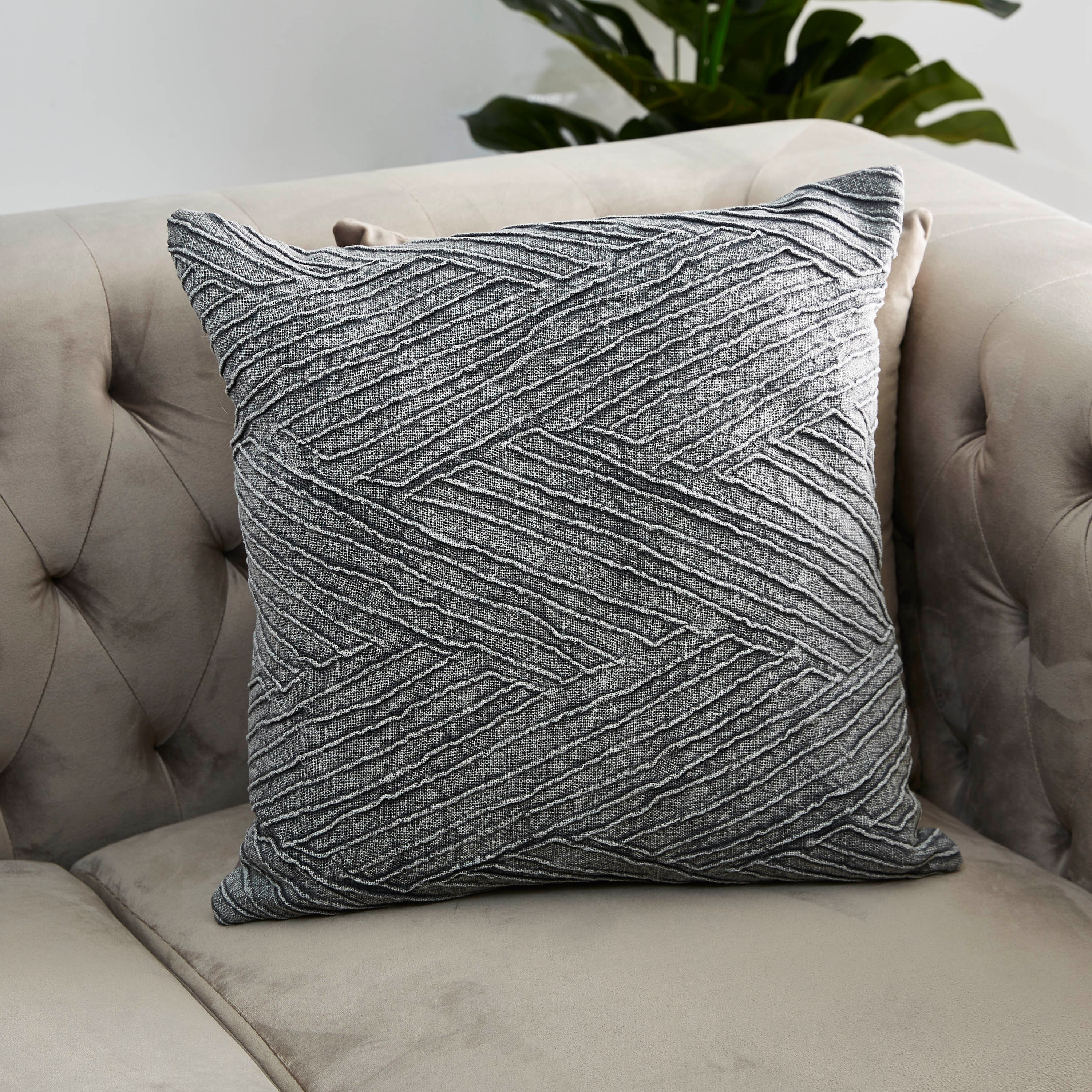 وسادة محشوة من كوردن - 45x45 سم-hbxlivingroom-furnishings-cushionsandcovers-filledcushions-image-1