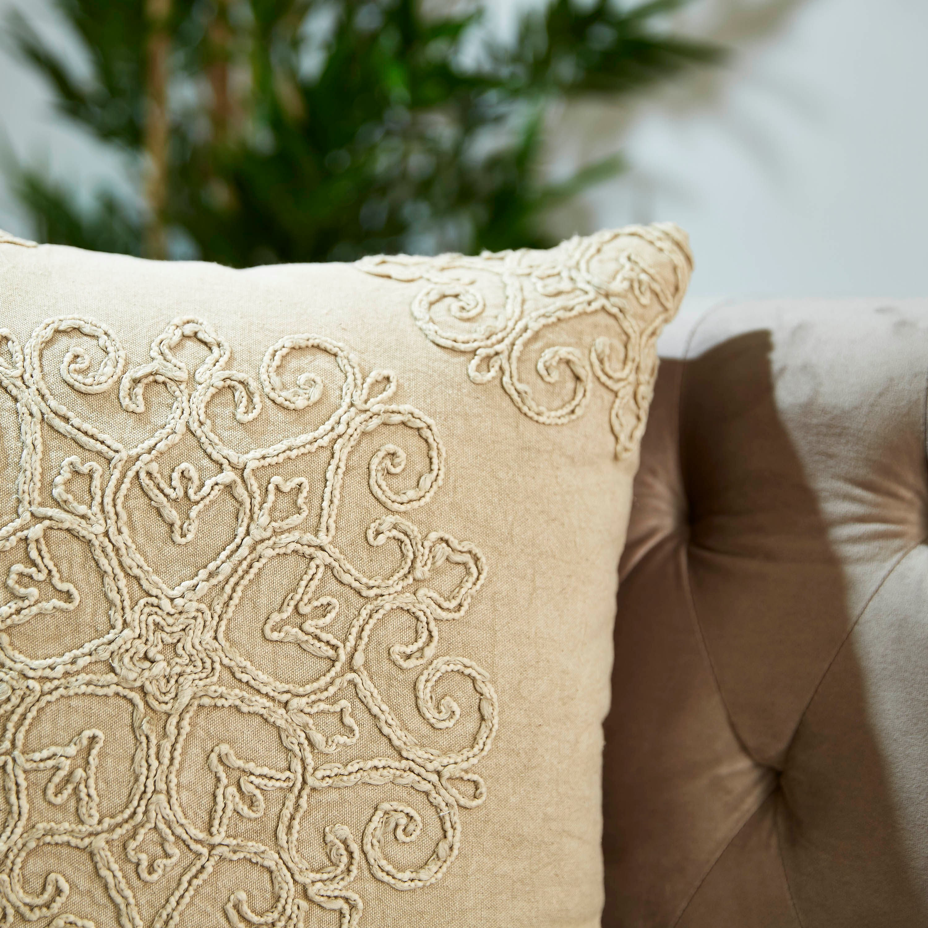 وسادة محشوة من نعومي - 45x45 سم-hbxlivingroom-furnishings-cushionsandcovers-filledcushions-image-2