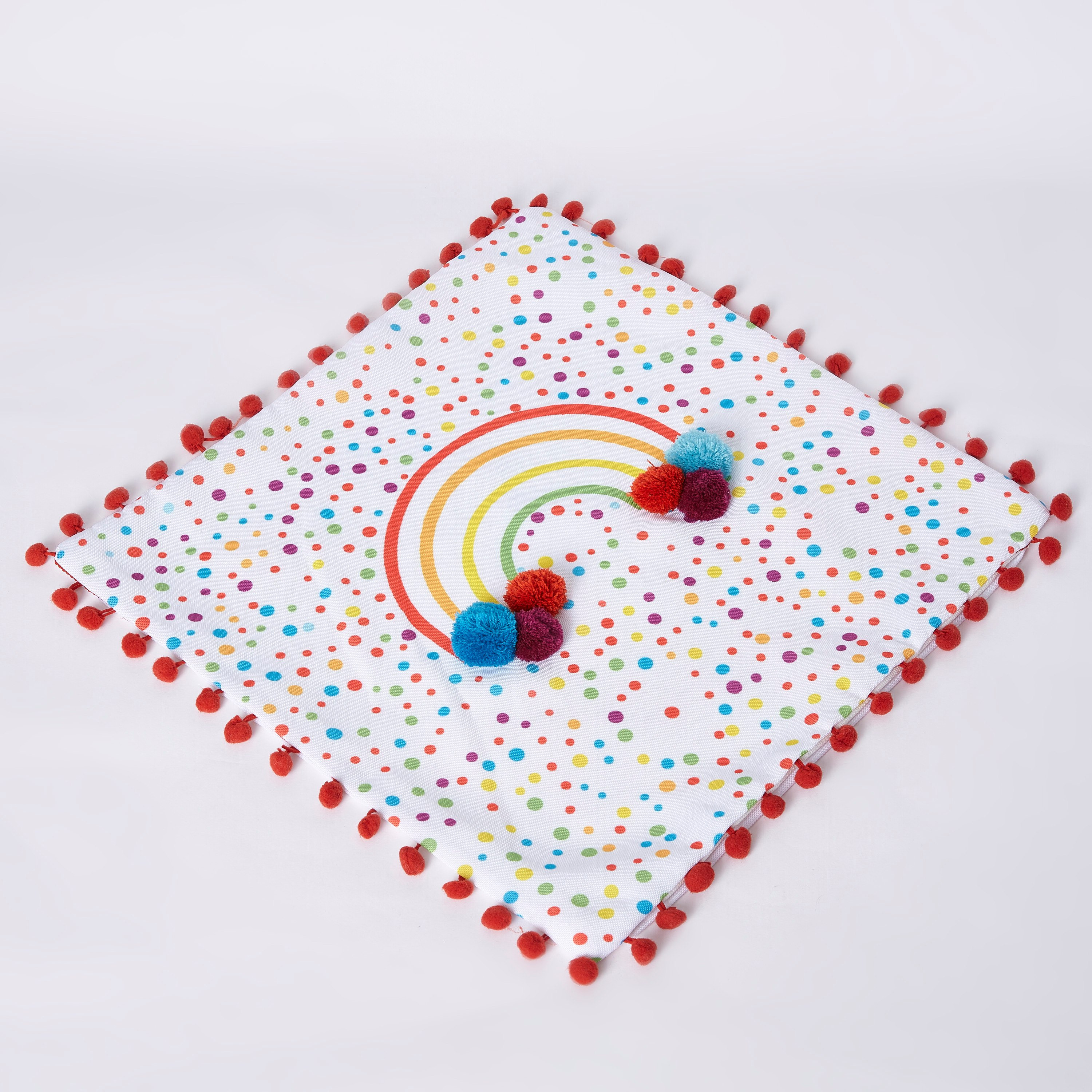 غطاء وسادة بطبعات قوس قزح وتفاصيل بوم بوم من دالبي - 40x40 سم-hbxhomeware-hbxkidsandyouth-image-5