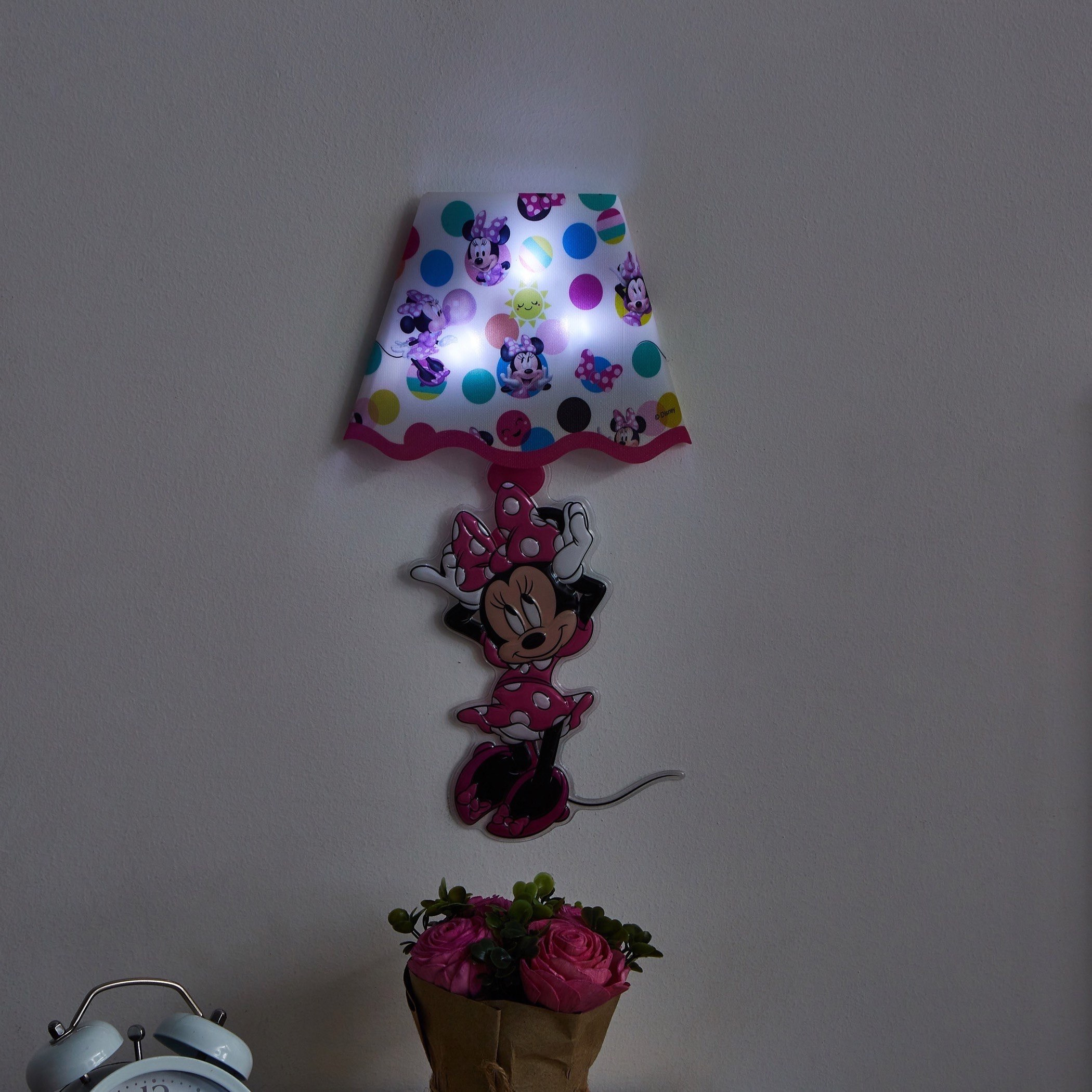 Minnie Wall Night Light-hbxhomeware-hbxkidsandyouth-image-2