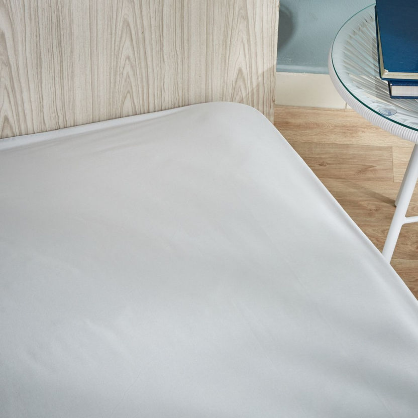 Essential Solid Cotton Single Fitted Sheet - 90x200 cm-Sheets and Pillow Covers-image-3