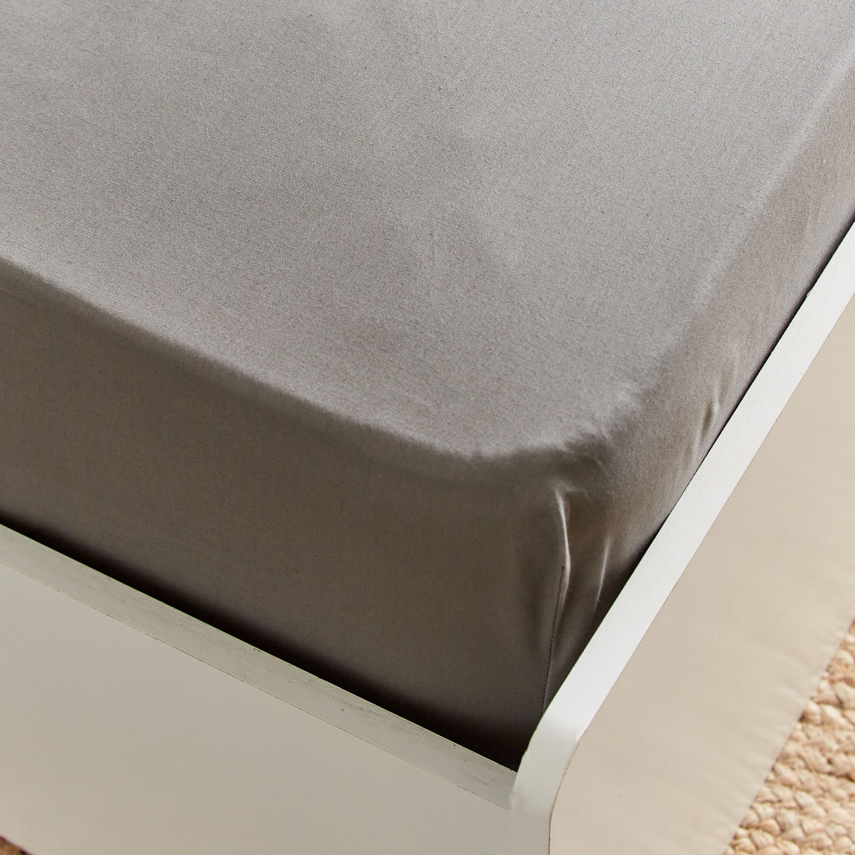 Essential Solid Cotton Single Fitted Sheet - 90x200+25 cm-hbxhomeware-hbxbedroom-image-4