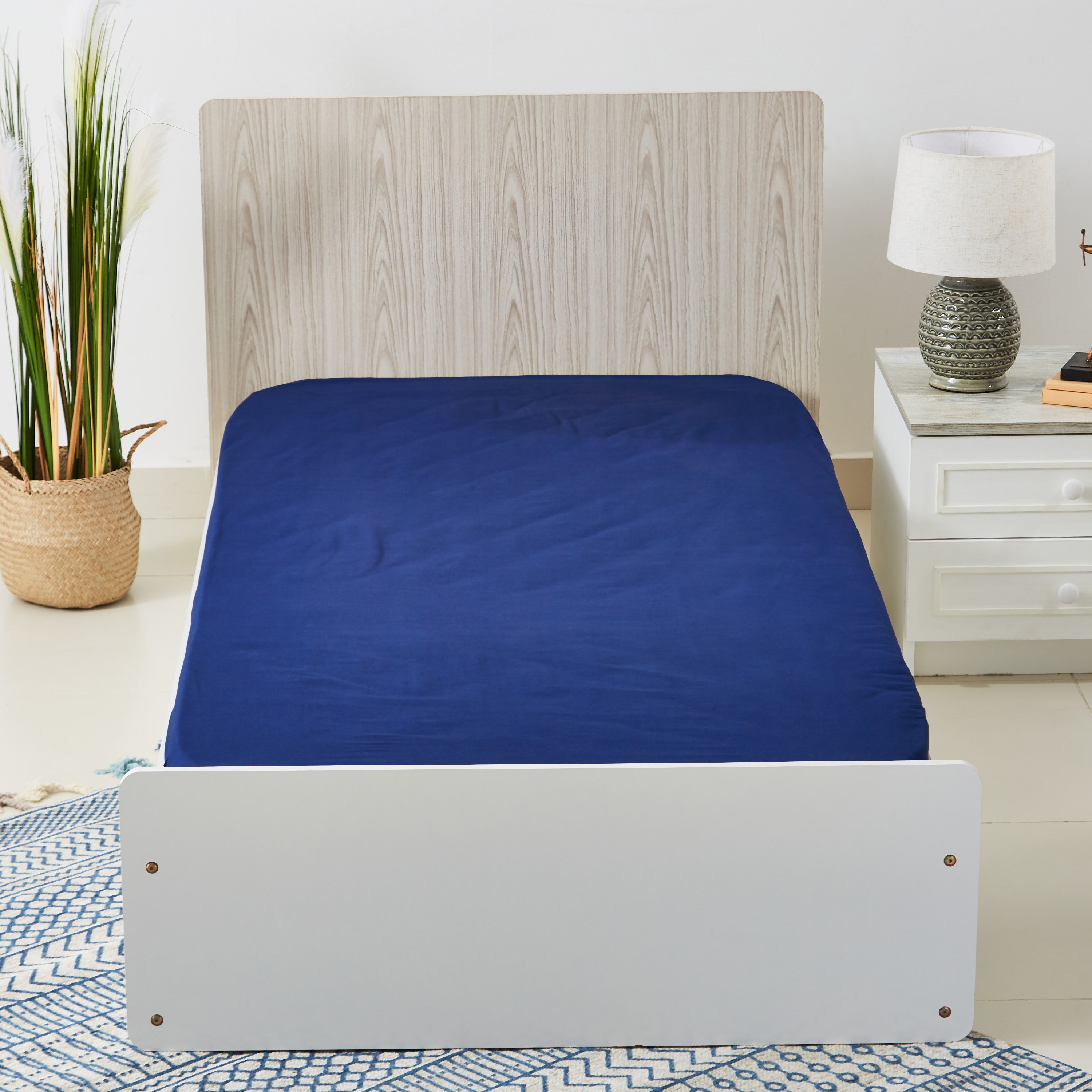 شرشف مطاطي فردي قطني سادة من إسنشيال - 90x200 سم-hbxhomeware-bedding-fittedsheets-image-2